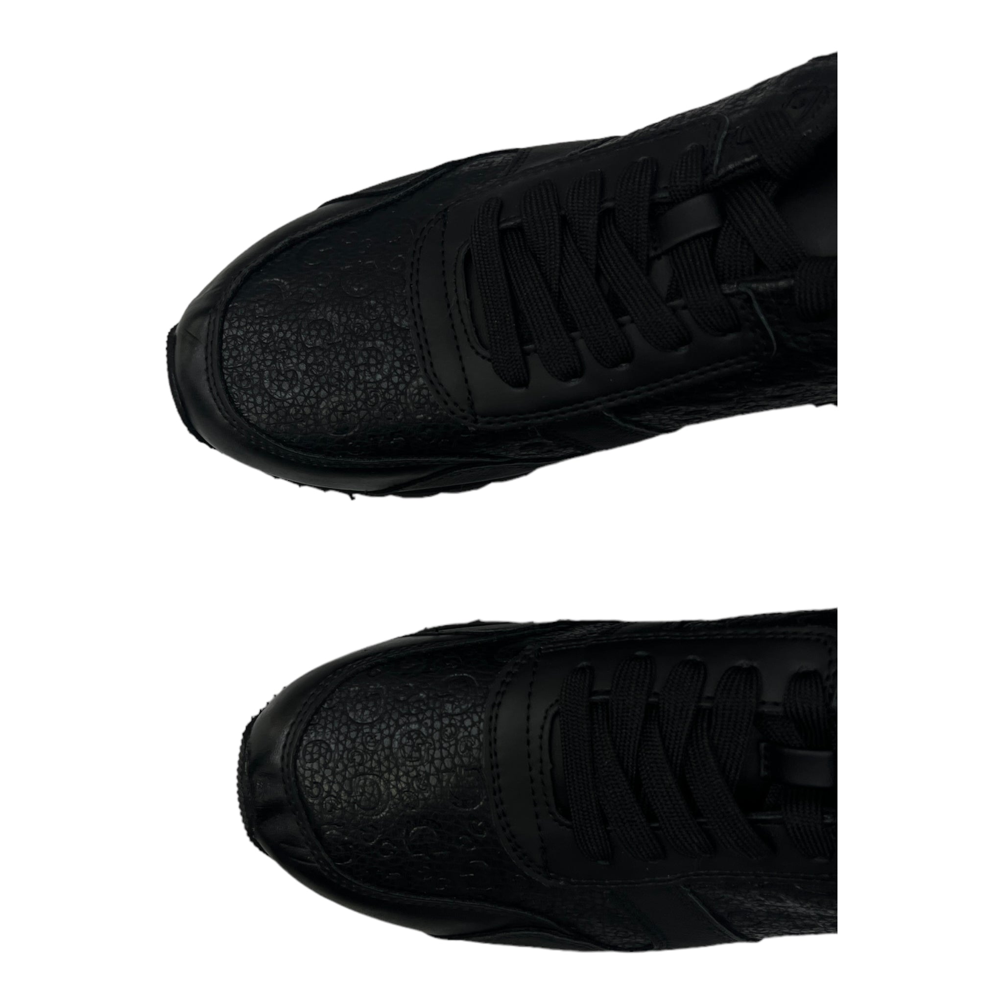 GUESS LACE-UP SNEAKERS IN BLACK