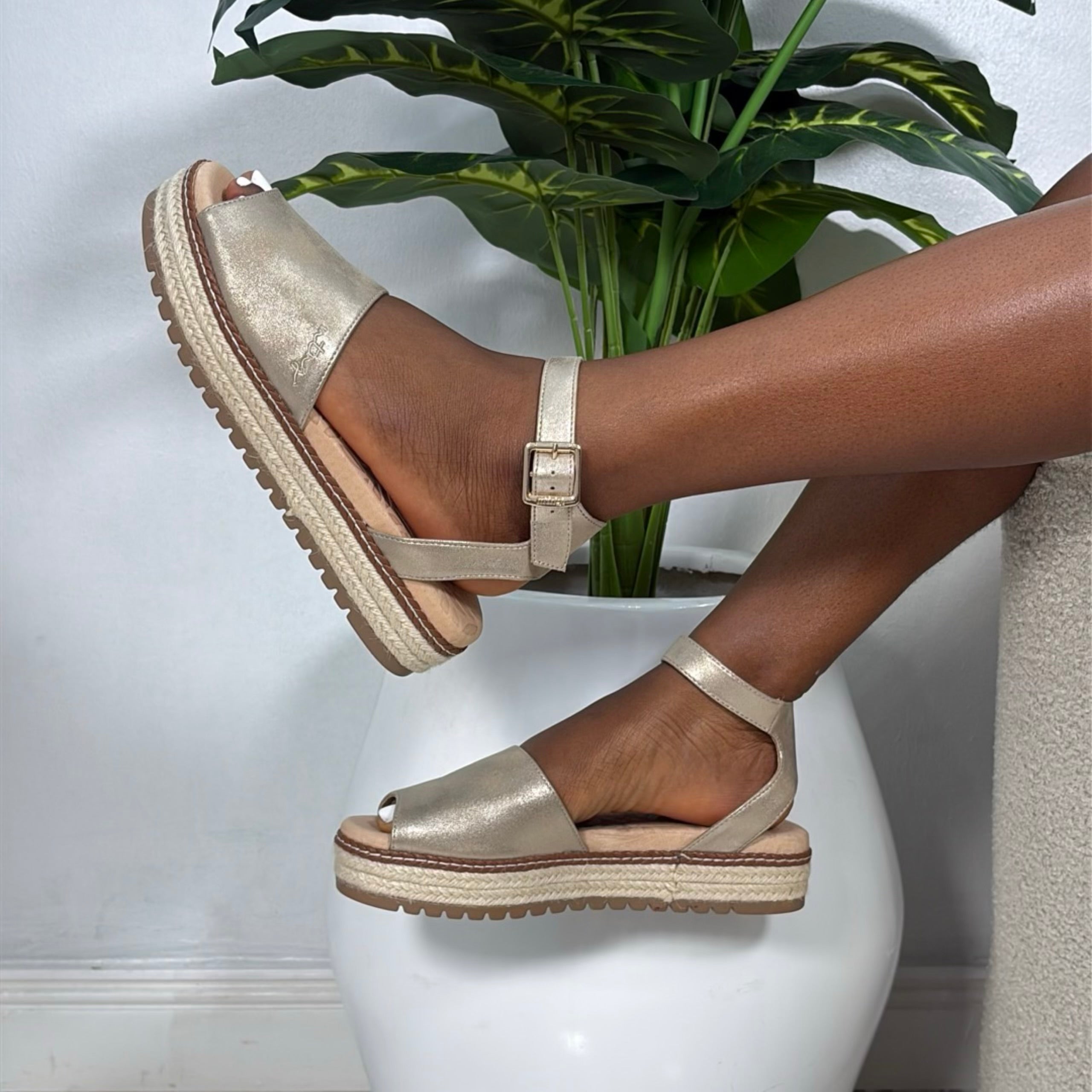 MTNG Espadrille Sandal in Champagne