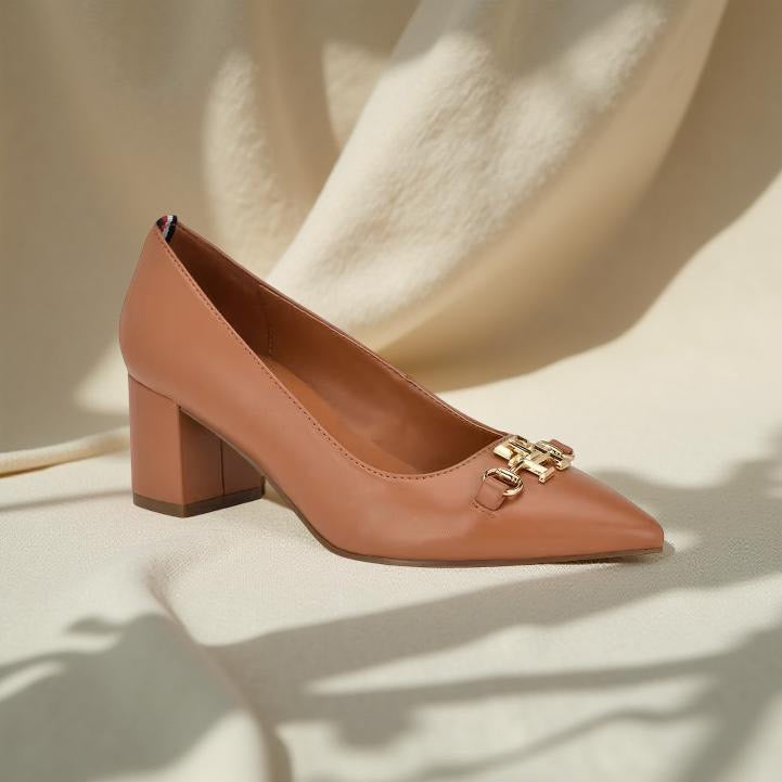 Tommy Hilfiger Pointed toe Block Heel Pump in Tan