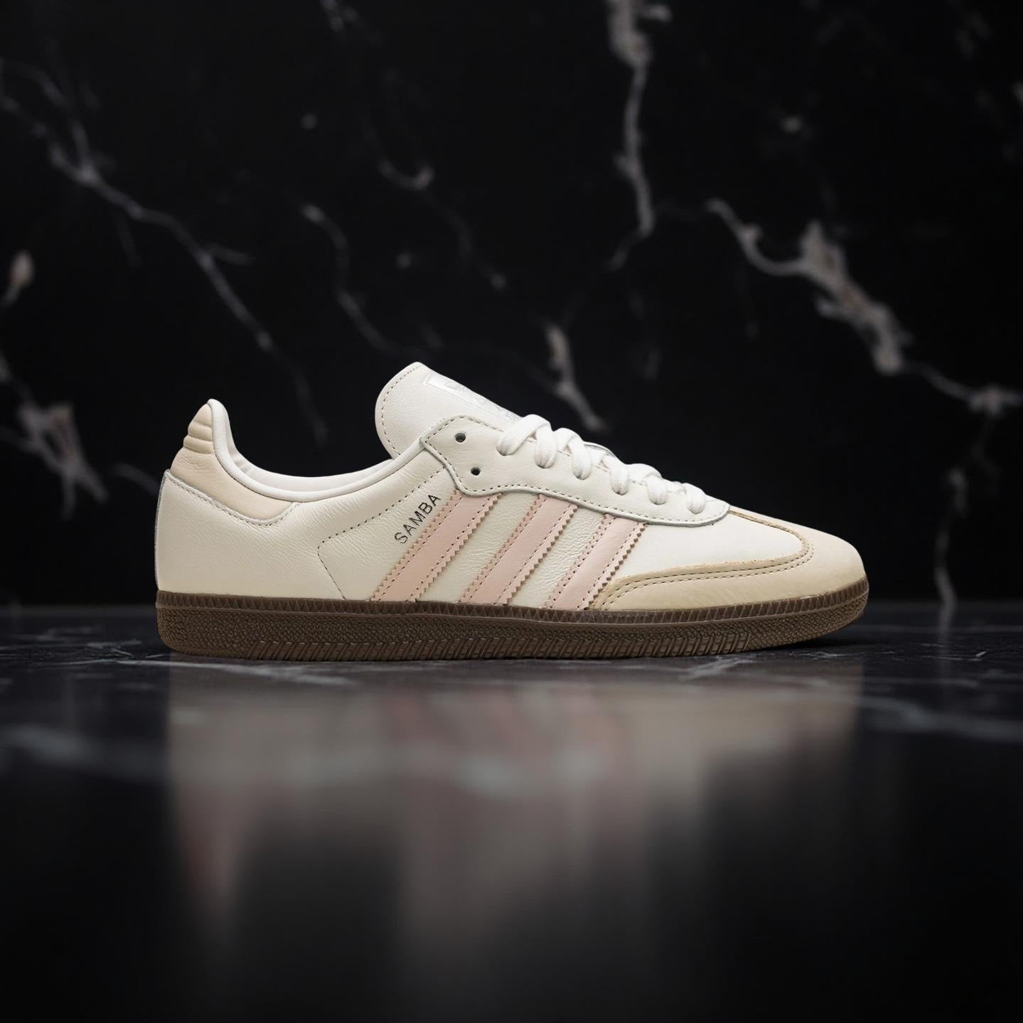 Adidas Samba OG W in Beige/Blush