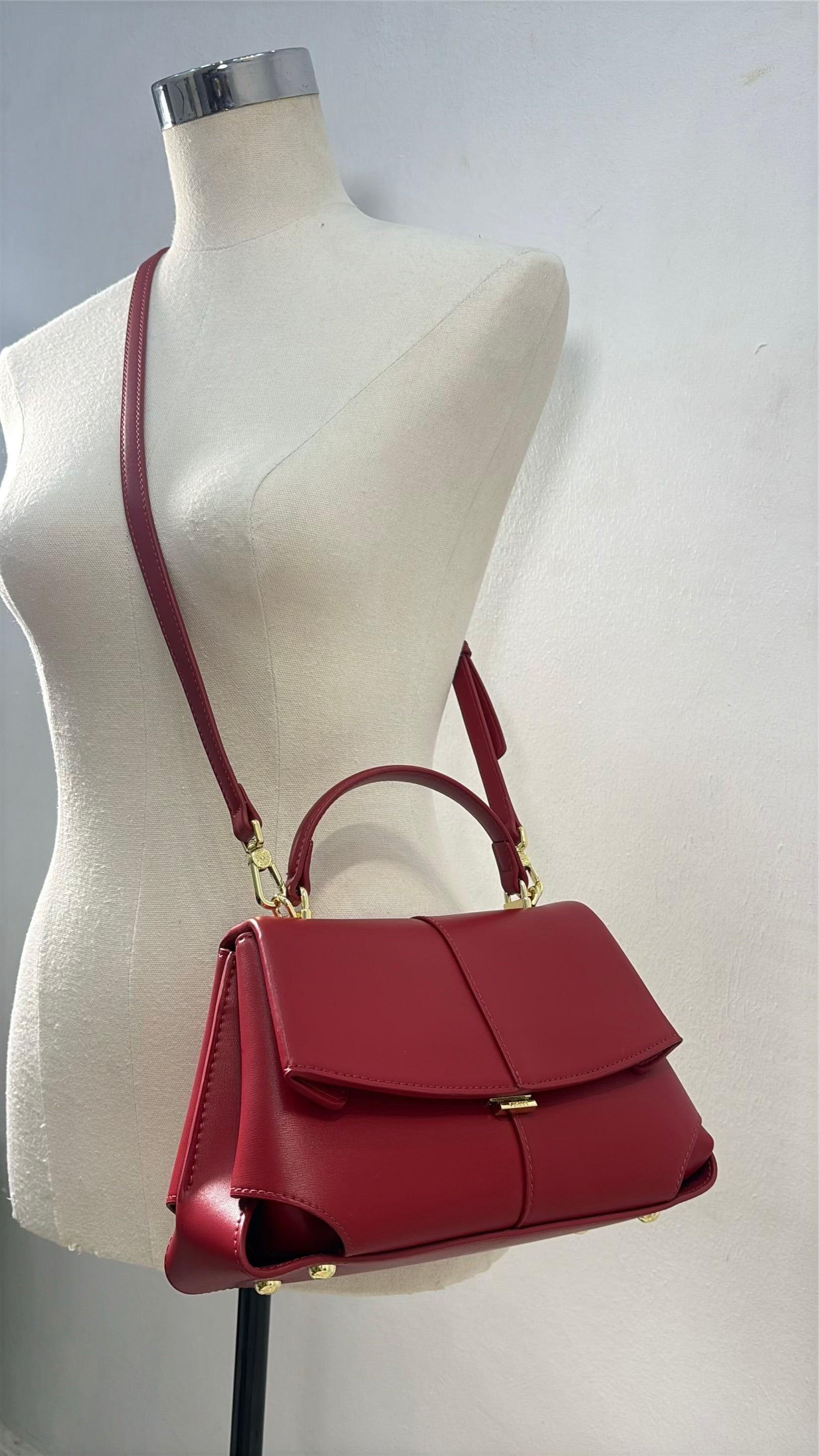 Versse Top Handle Small Bag in Red