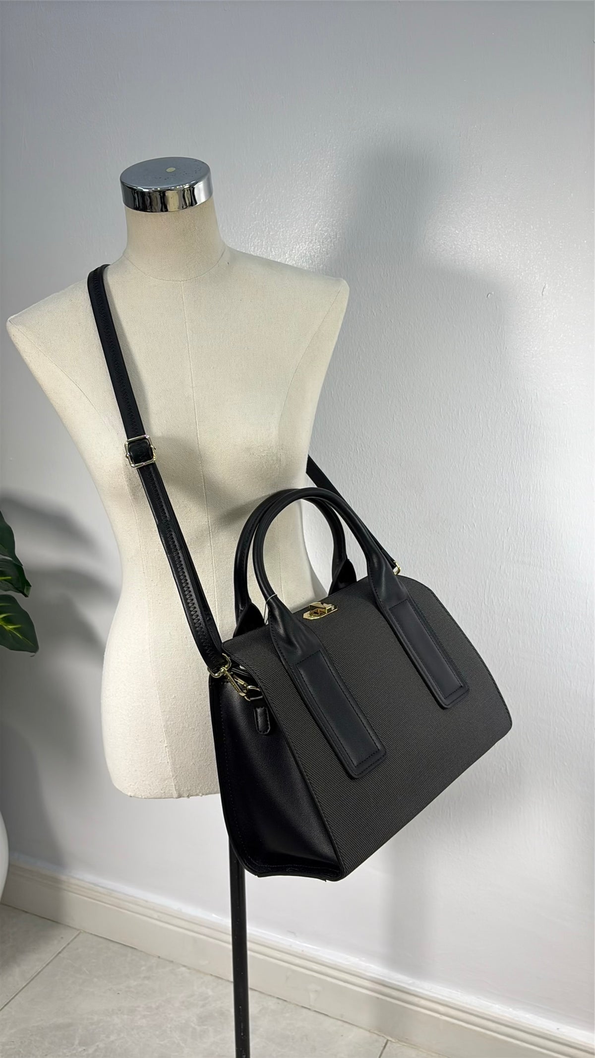 Chrisbella Textured Two-in-One Bag in Black