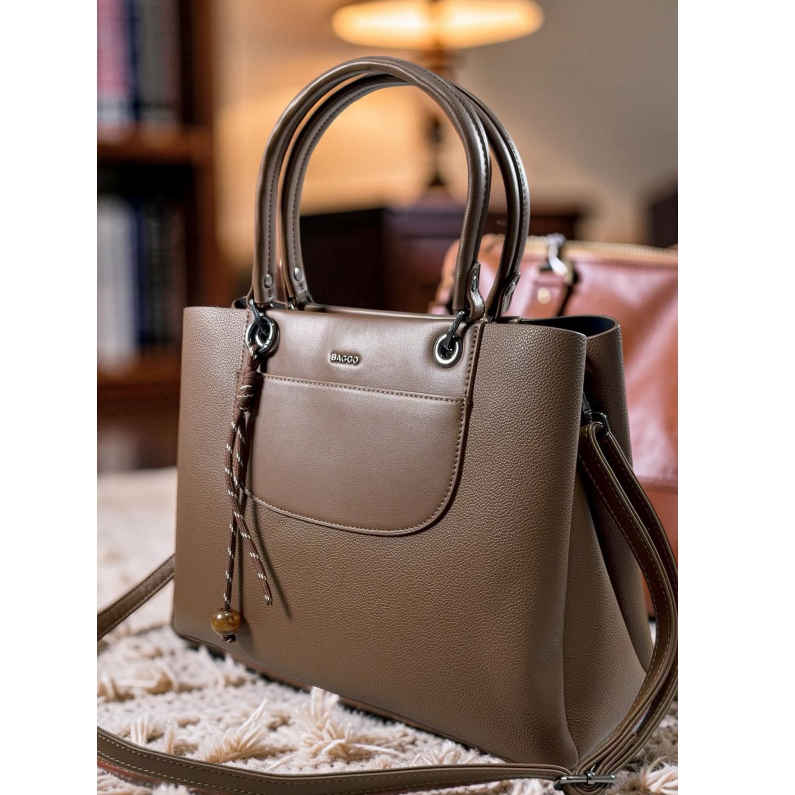 Bagco Logo Leather Contrast Bag in Coffee