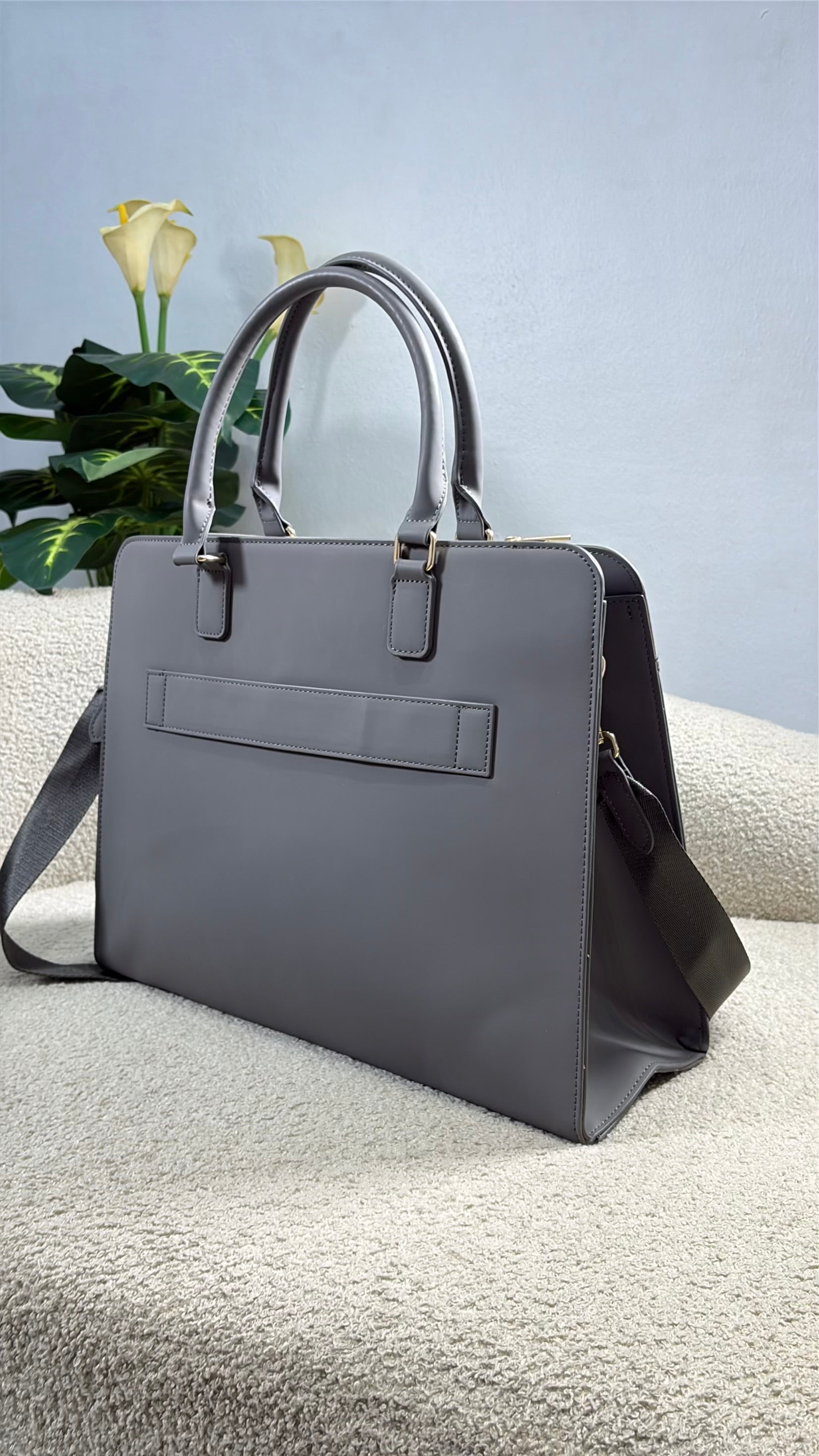 Chrisbella Unisex Laptop/Travel Bag in Grey