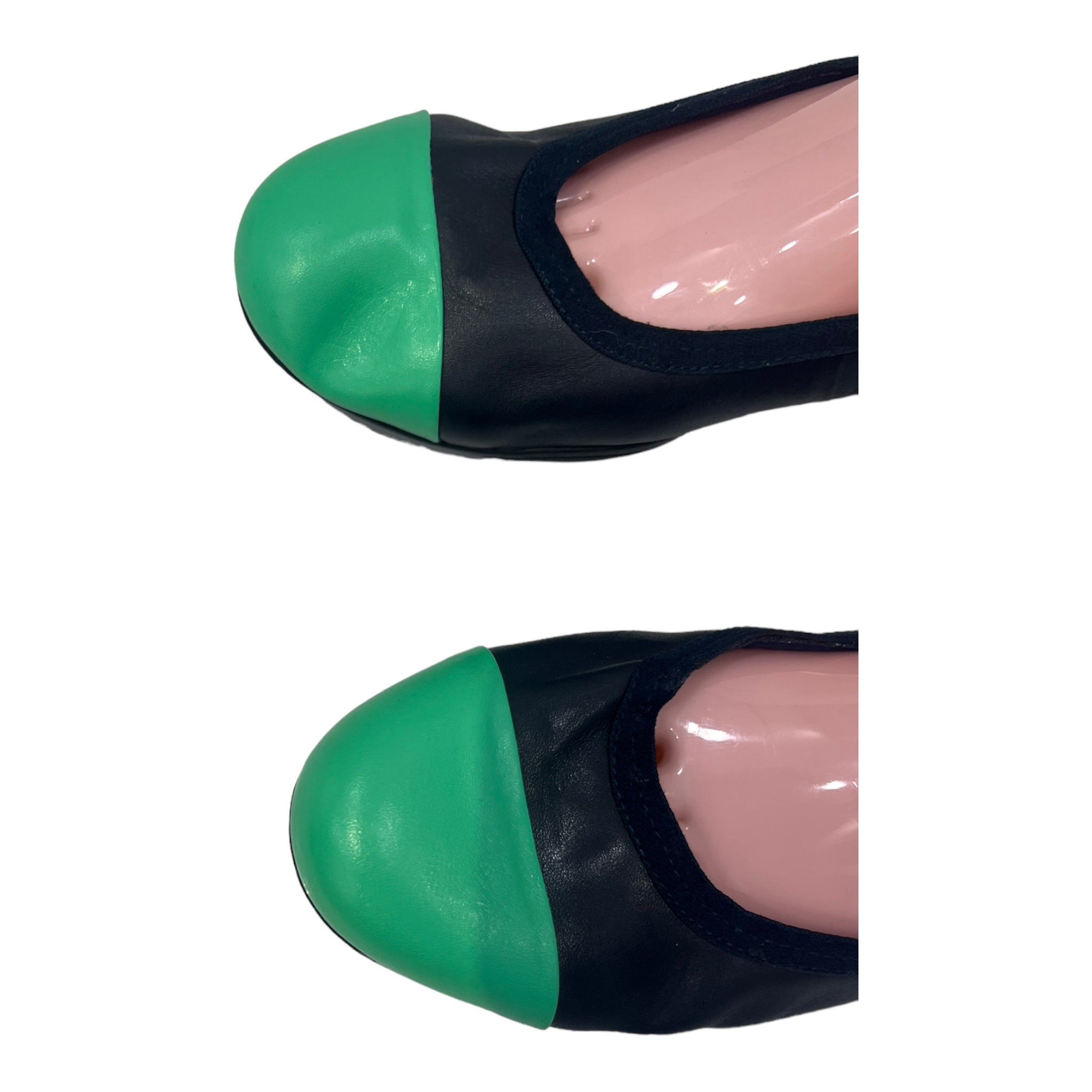 CLARKS NAVY TOE CAP ALMOND TOE SHOES