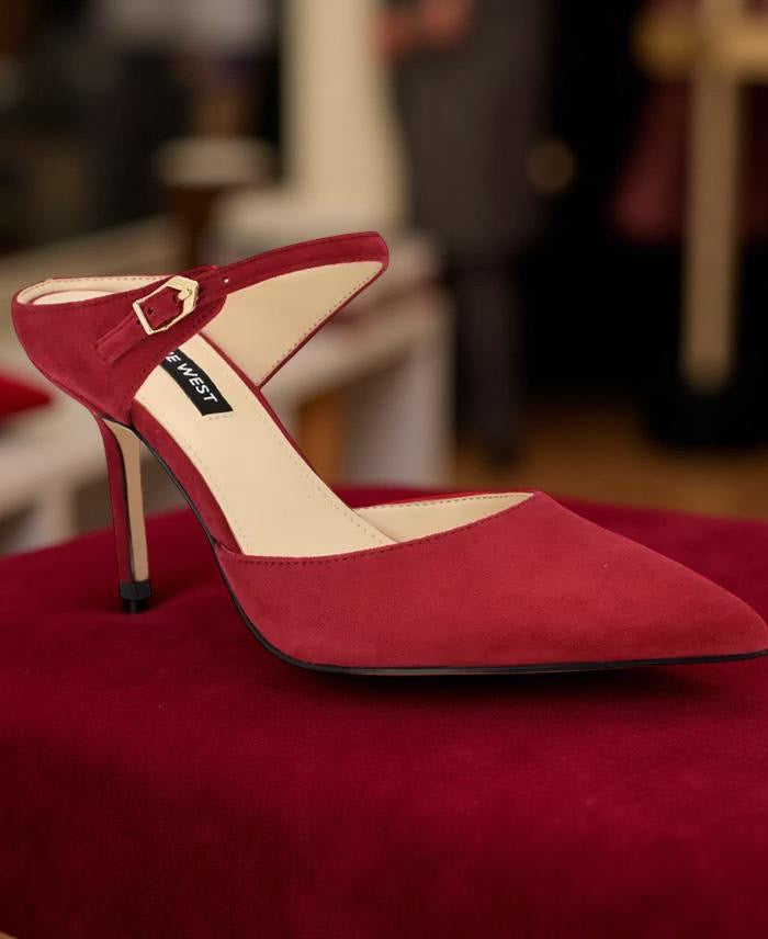 Nine West Pointed Toe Suede Mule in Red