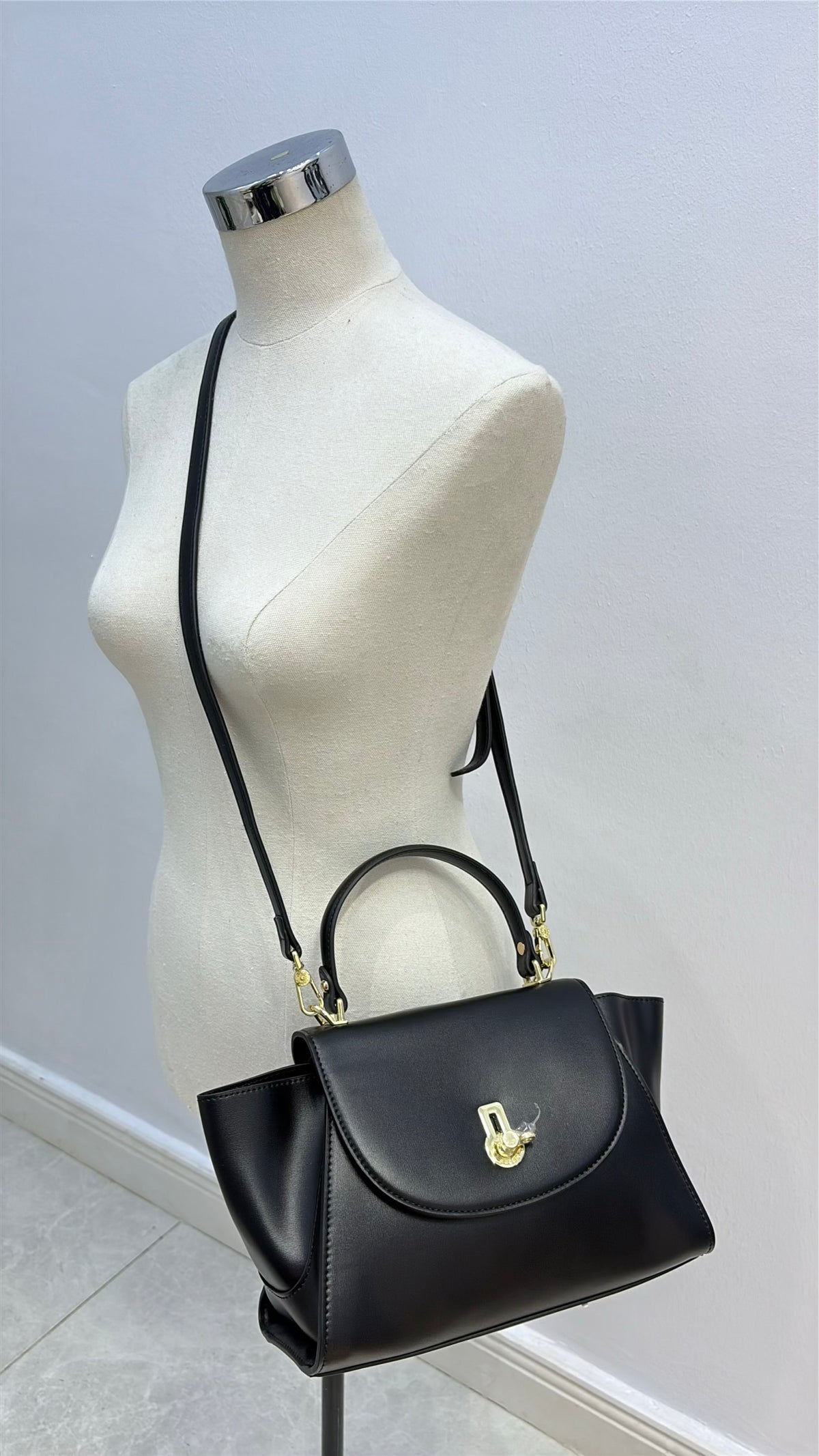 Versse Top Handle Winged Bag in Black