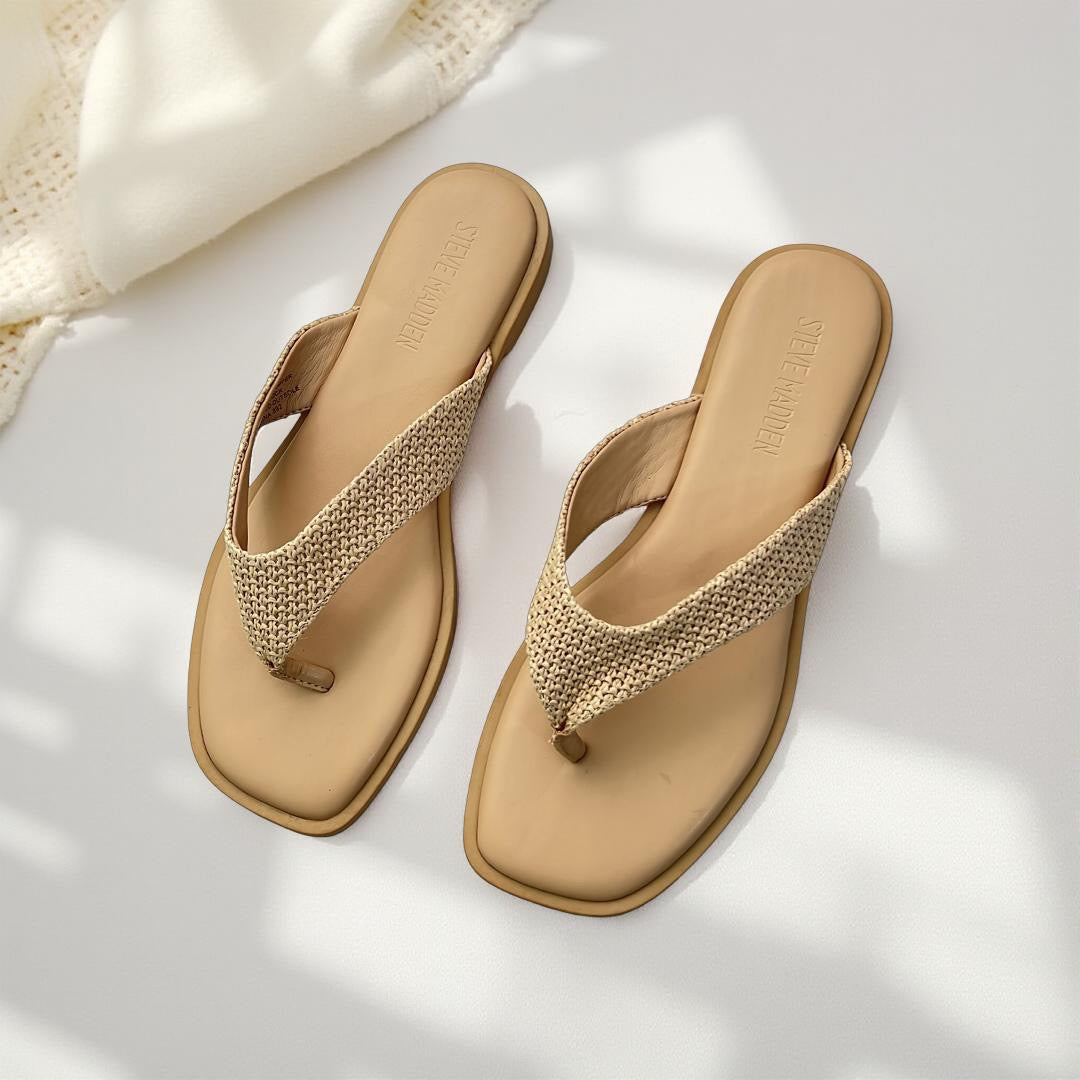 Steve Madden Faux Raffia Slippers in Natural