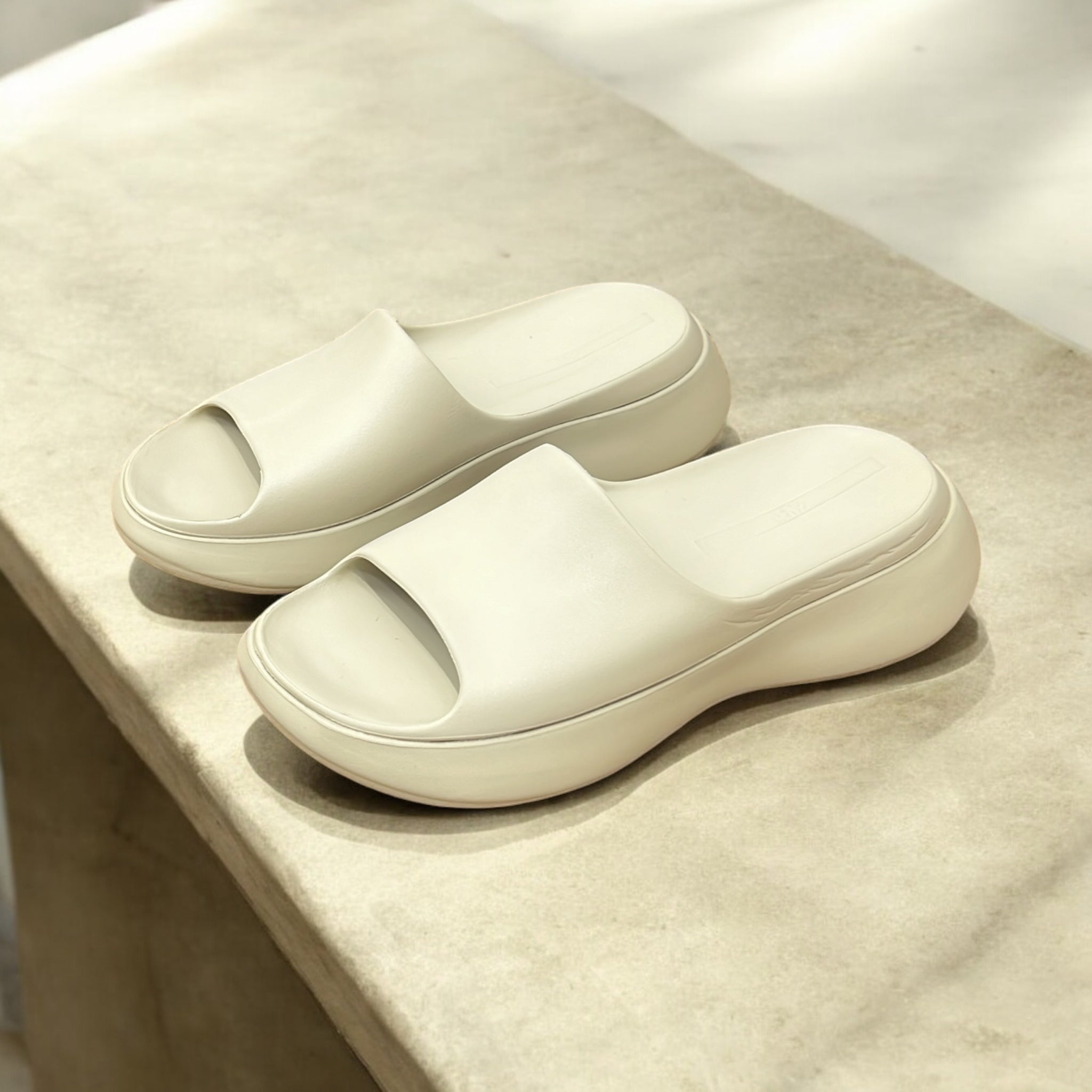 ZARA FLATFORM RUBBERISH SANDAL IN BEIGE