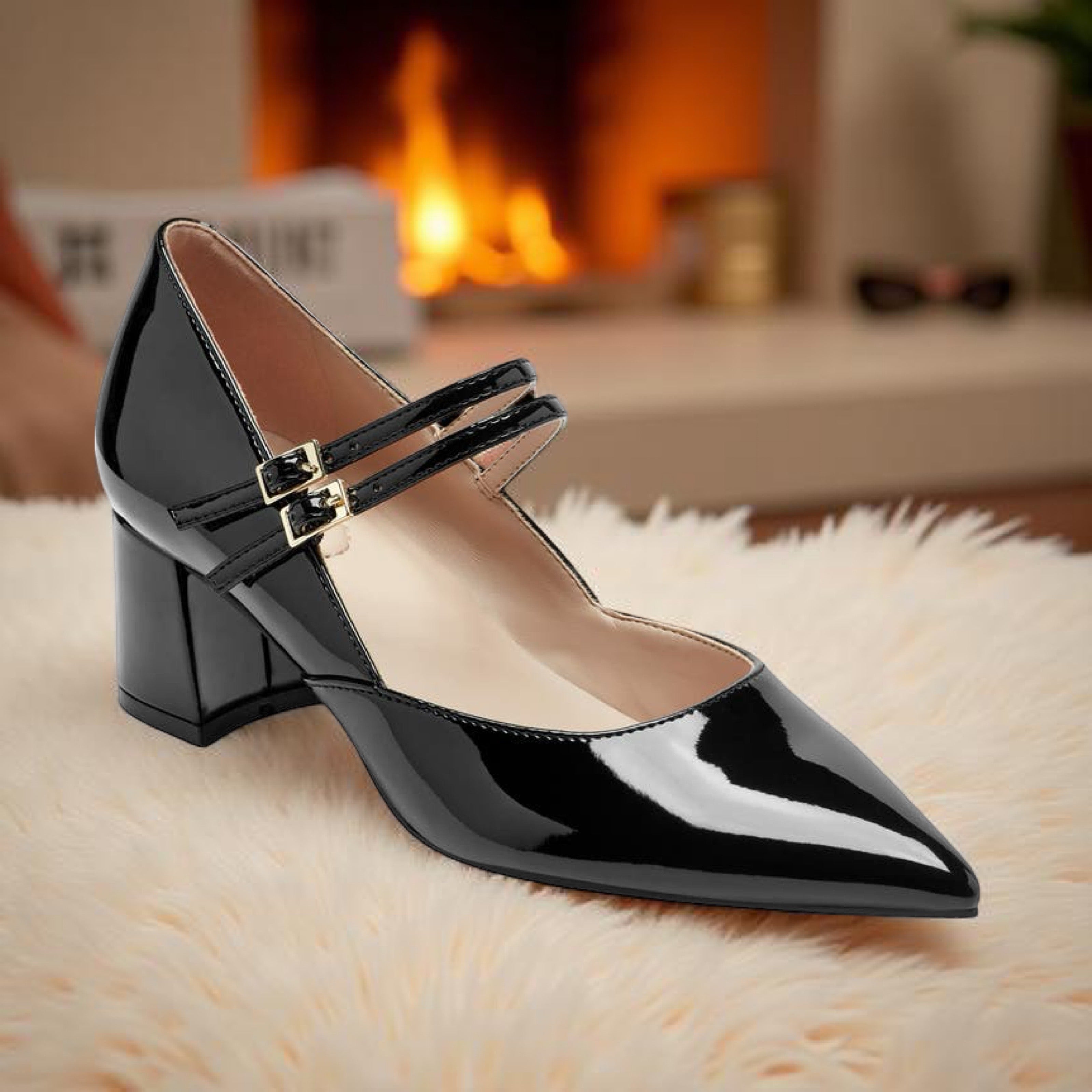Bandolino Patent Leather Maryjane Pump in Black