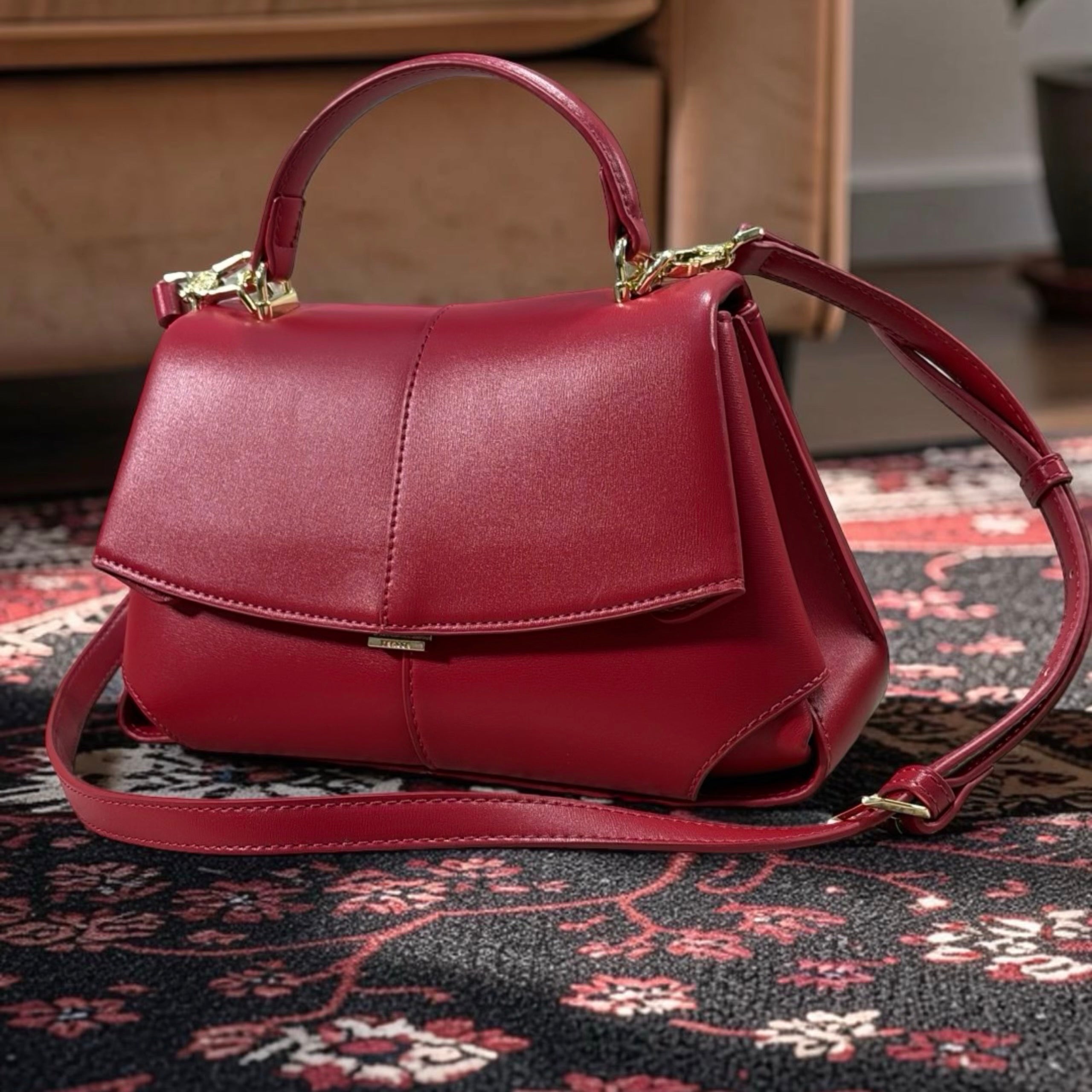 Versse Top Handle Small Bag in Red