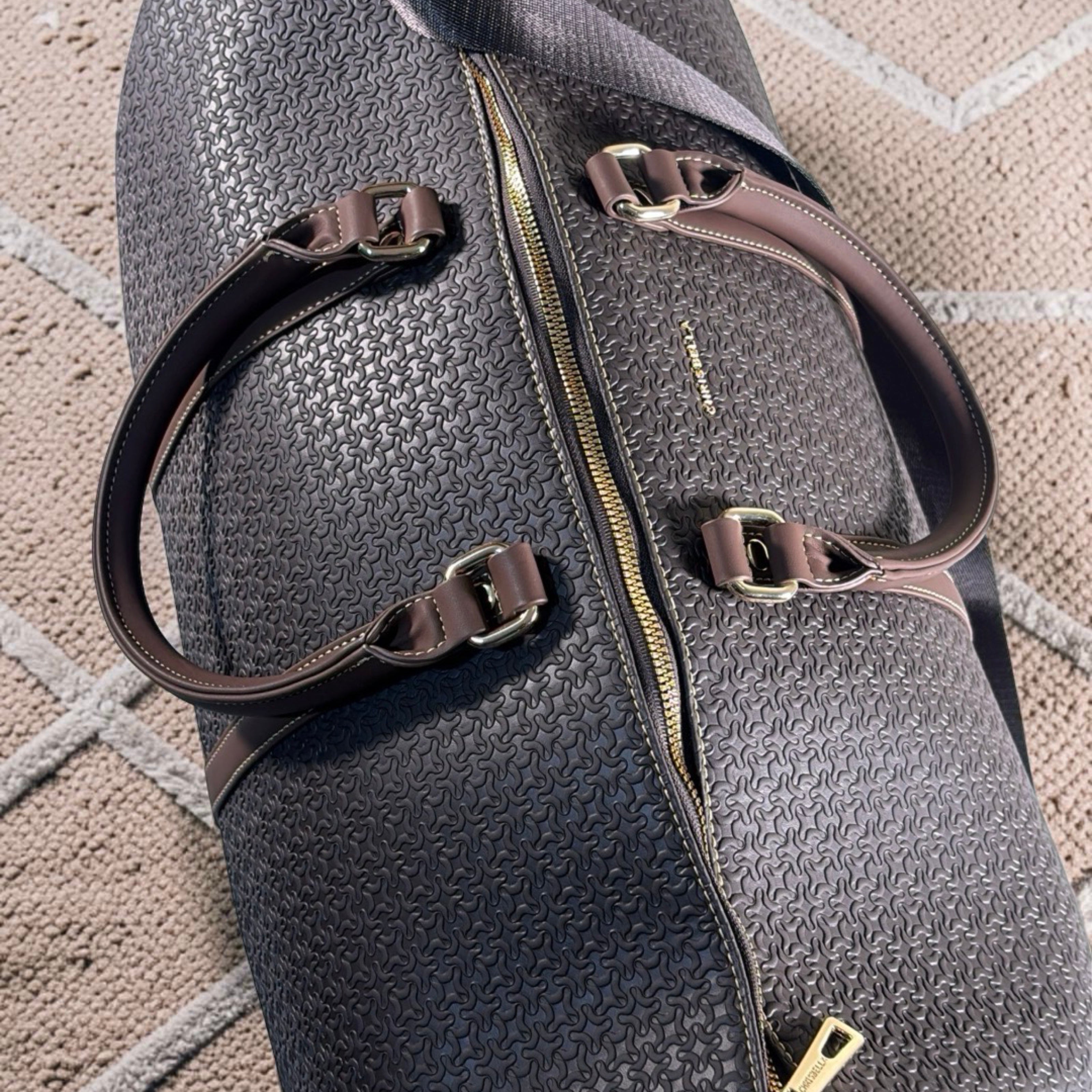 Chrisbella Hand Luggage Travel Bag in Coffee