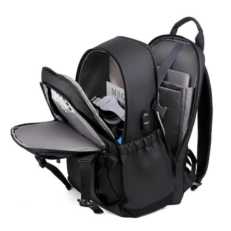 UNISEX BLACK CLASSIC BACKPACK