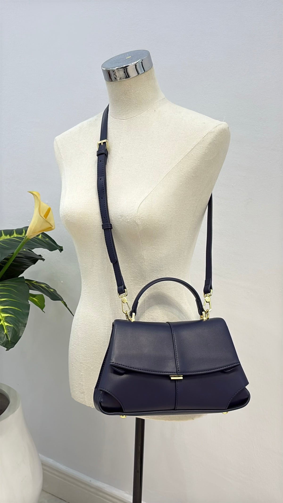 Versse Top Handle Small Bag in Navy