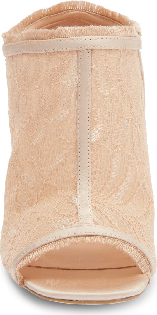 Steve Madden Lace Mule in Nude