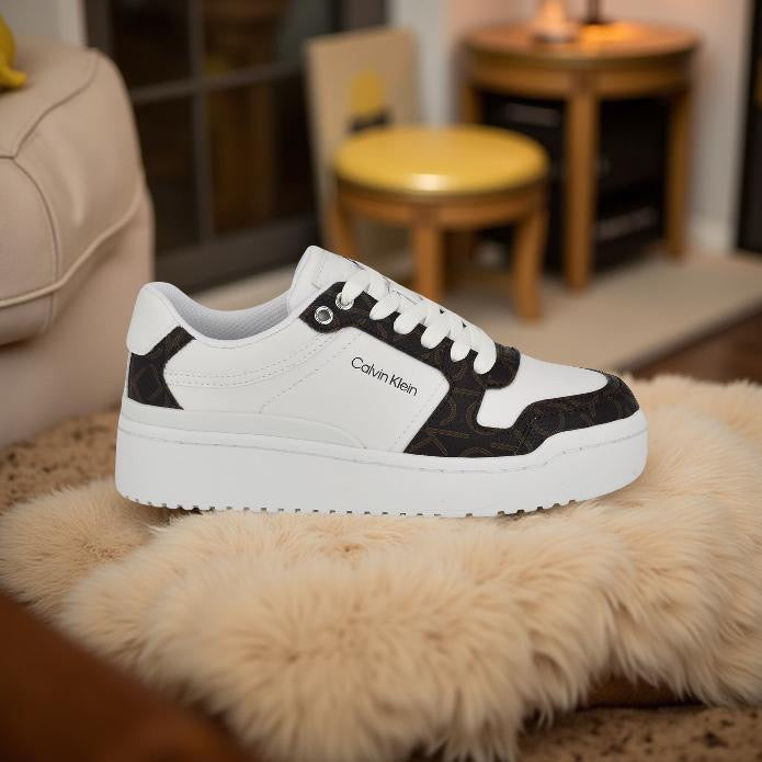 Calvin Klein Logo-Ingraved Leather Detail Sneakers in White