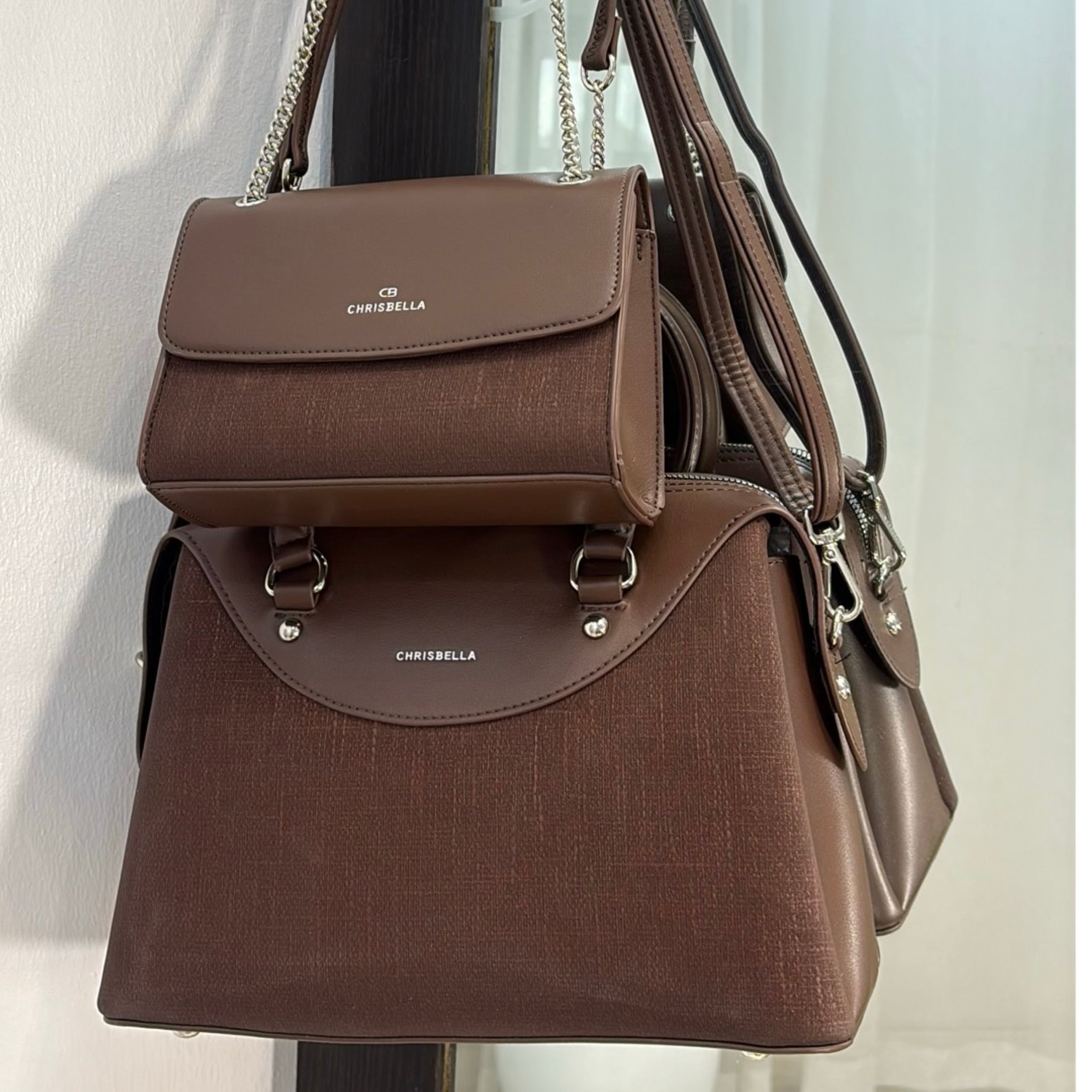 Chrisbella Medium 2-in-1 Bag in Coffee