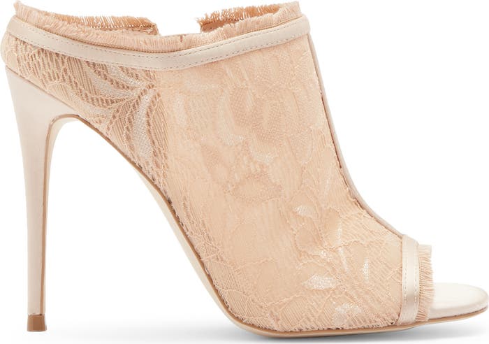 Steve Madden Lace Mule in Nude