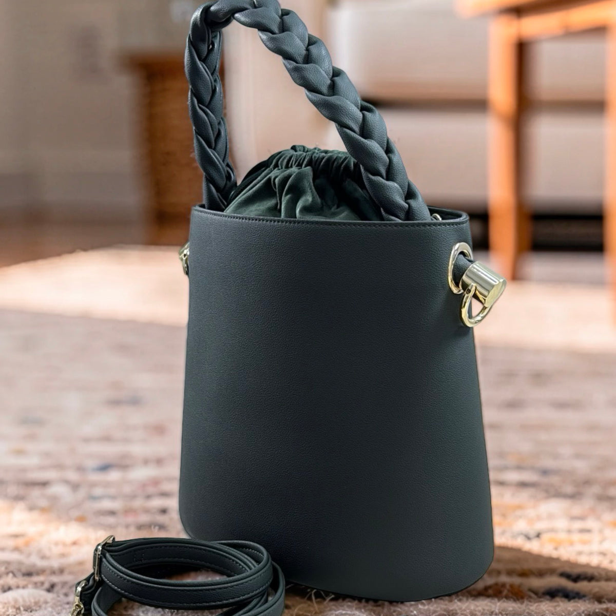 Chrisbella Drawstring Bucket Bag in Green