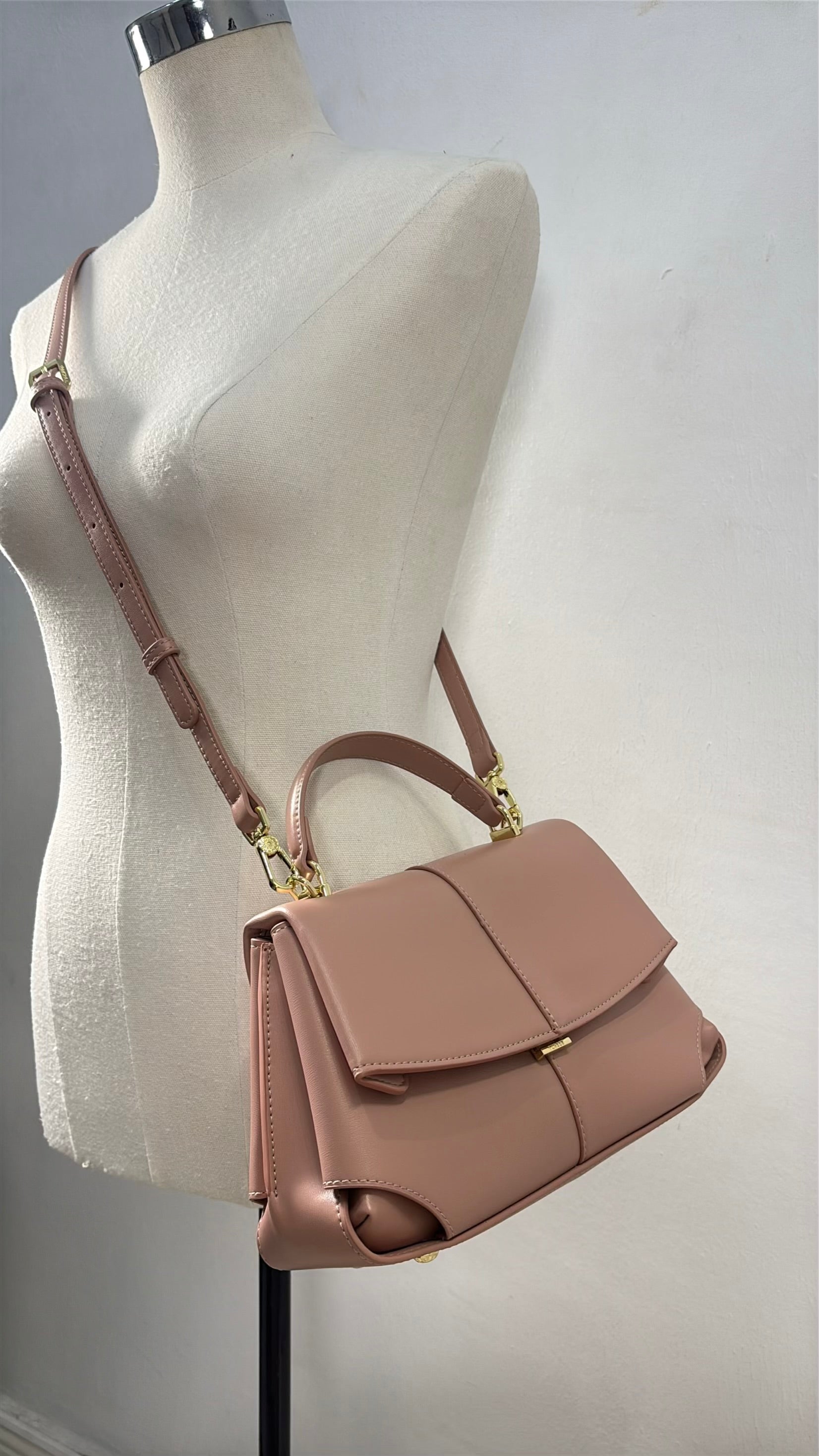 Versse Top Handle Small Bag in Pink