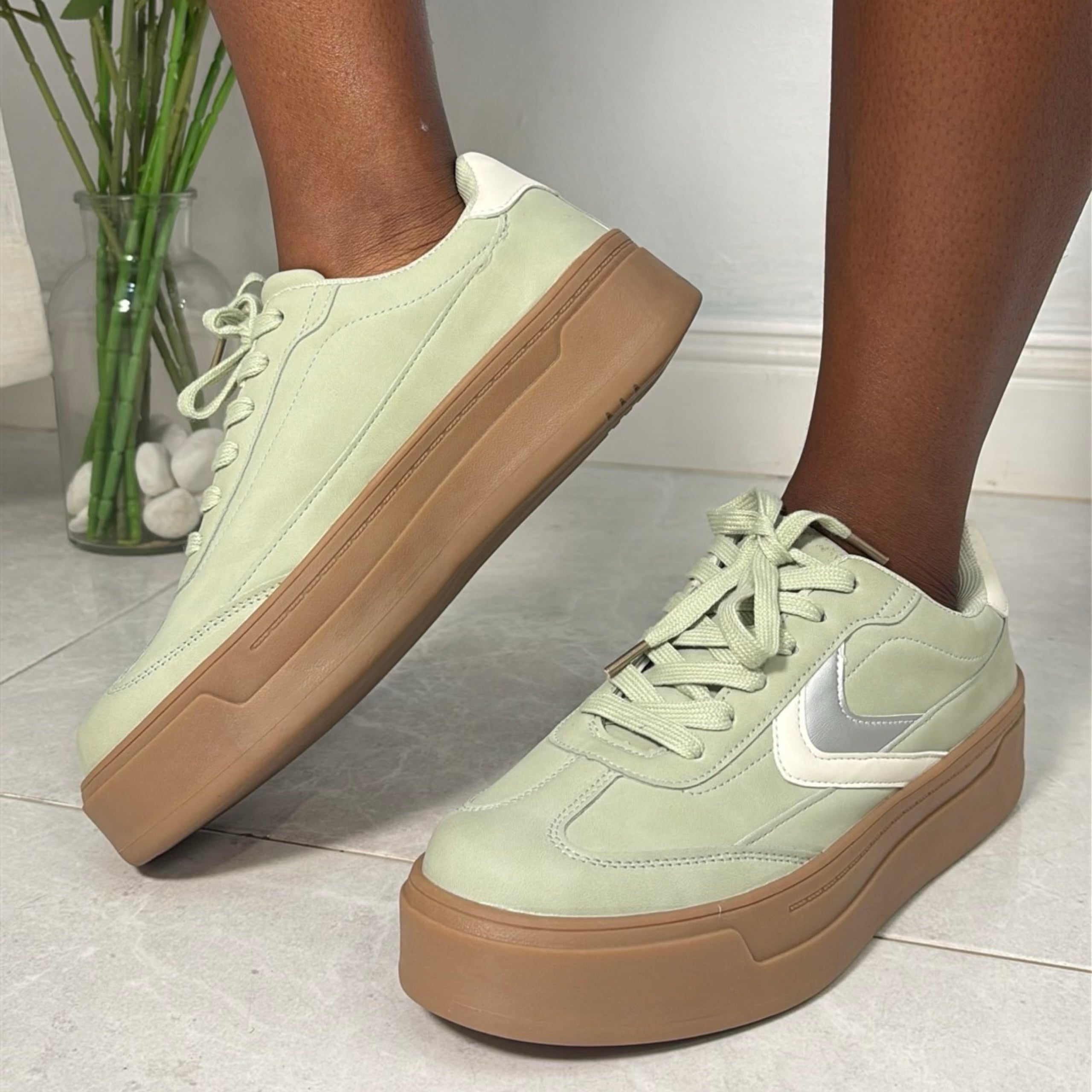 MRP Lace-Up Sneakers in Mint