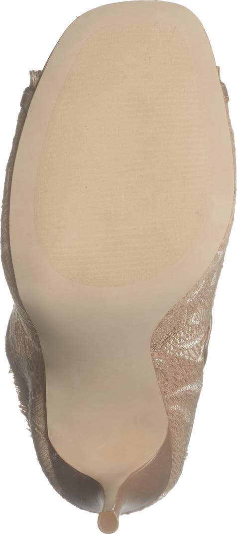 Steve Madden Lace Mule in Nude