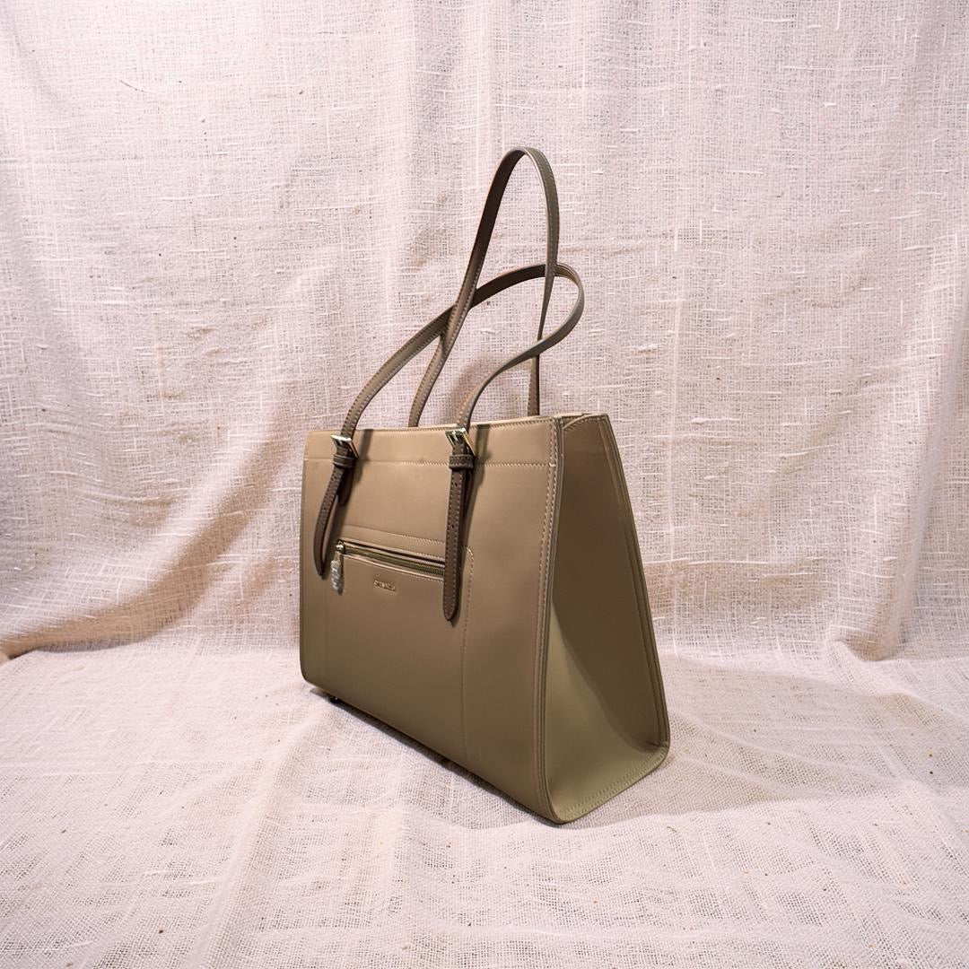 Chrisbella Basic Large Tote in Nude