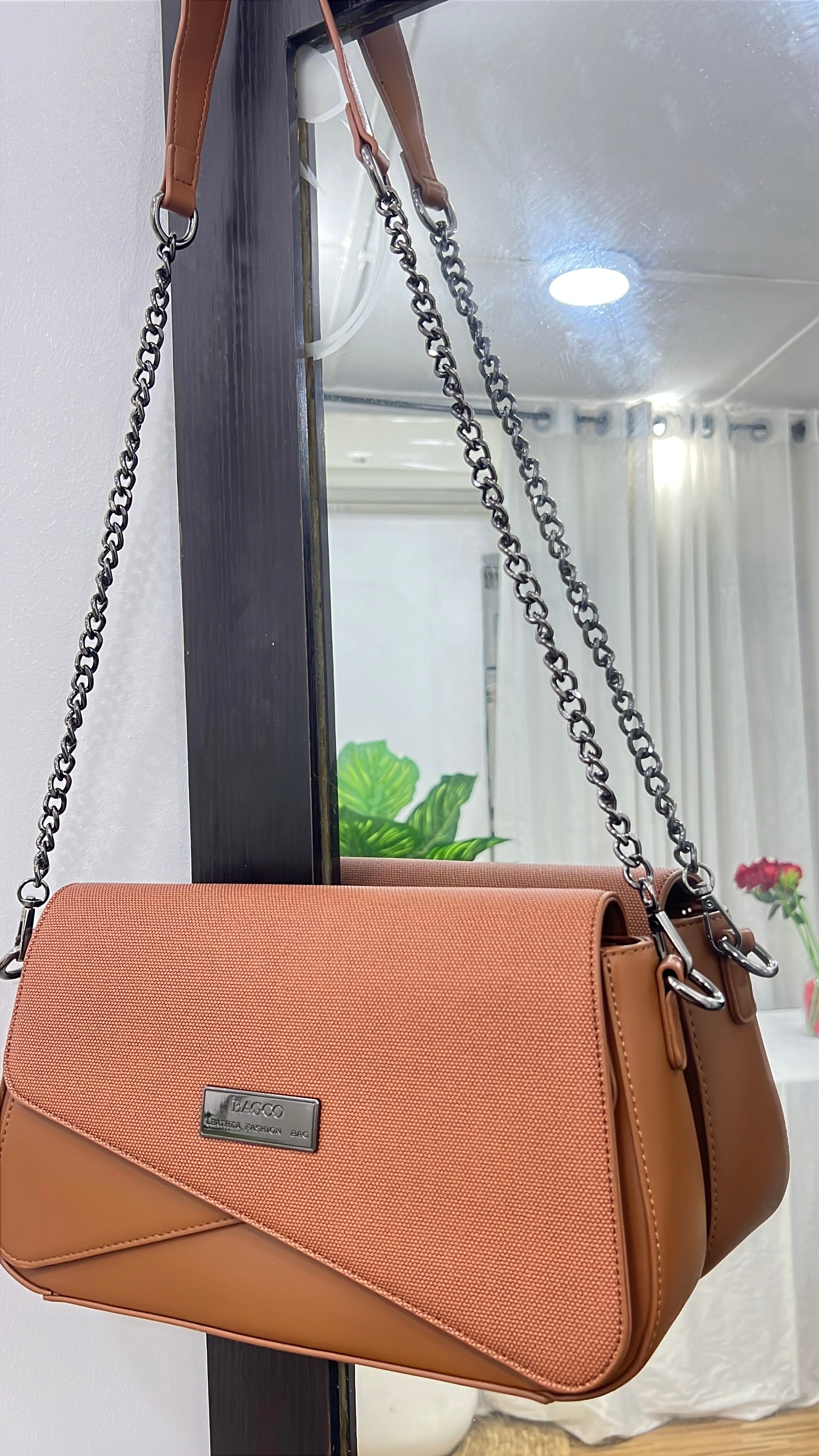 BagcoCros-Flap Cross-Body Bag in Brown