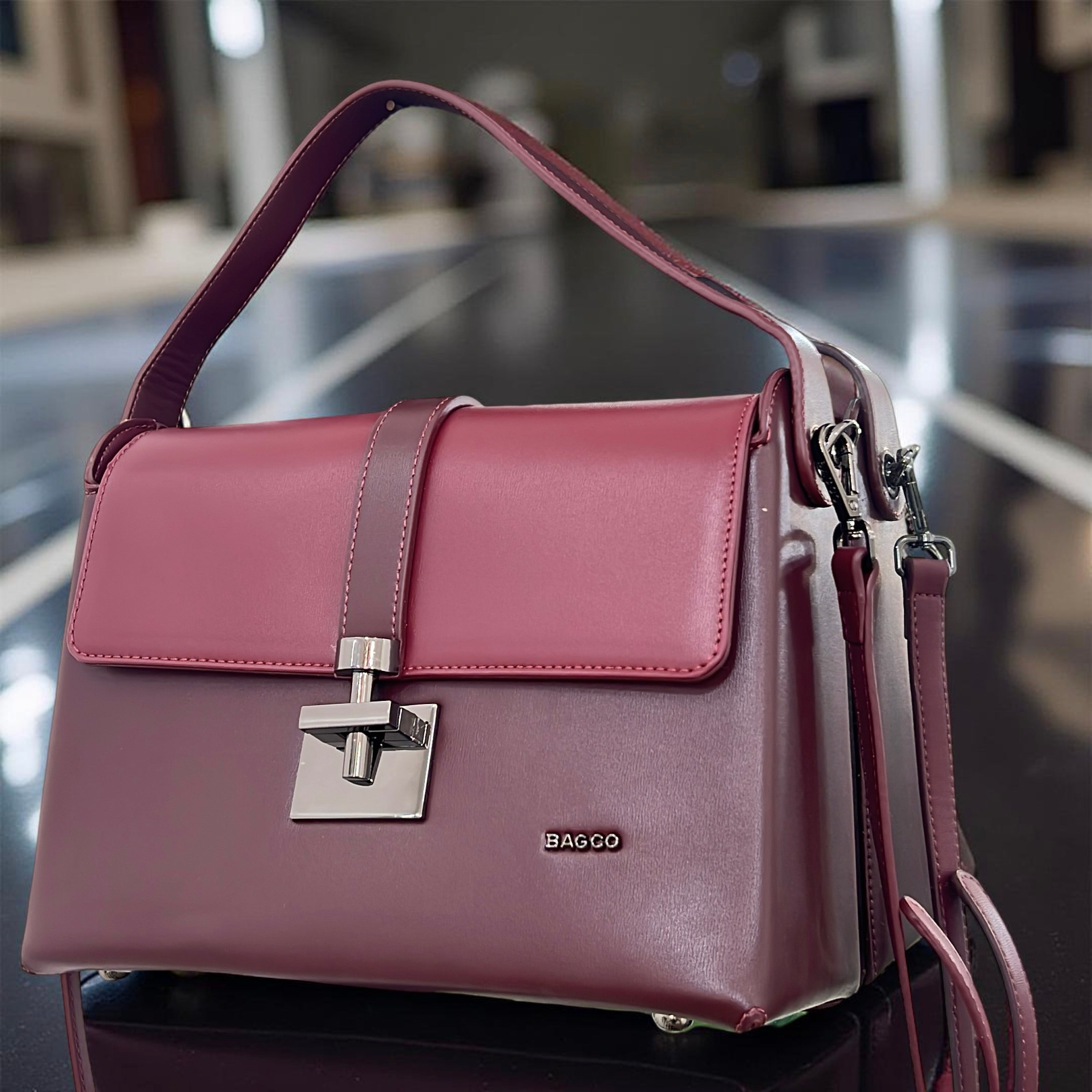 Bagco Tow-Tone Structured Top-Handle Bag in Wine
