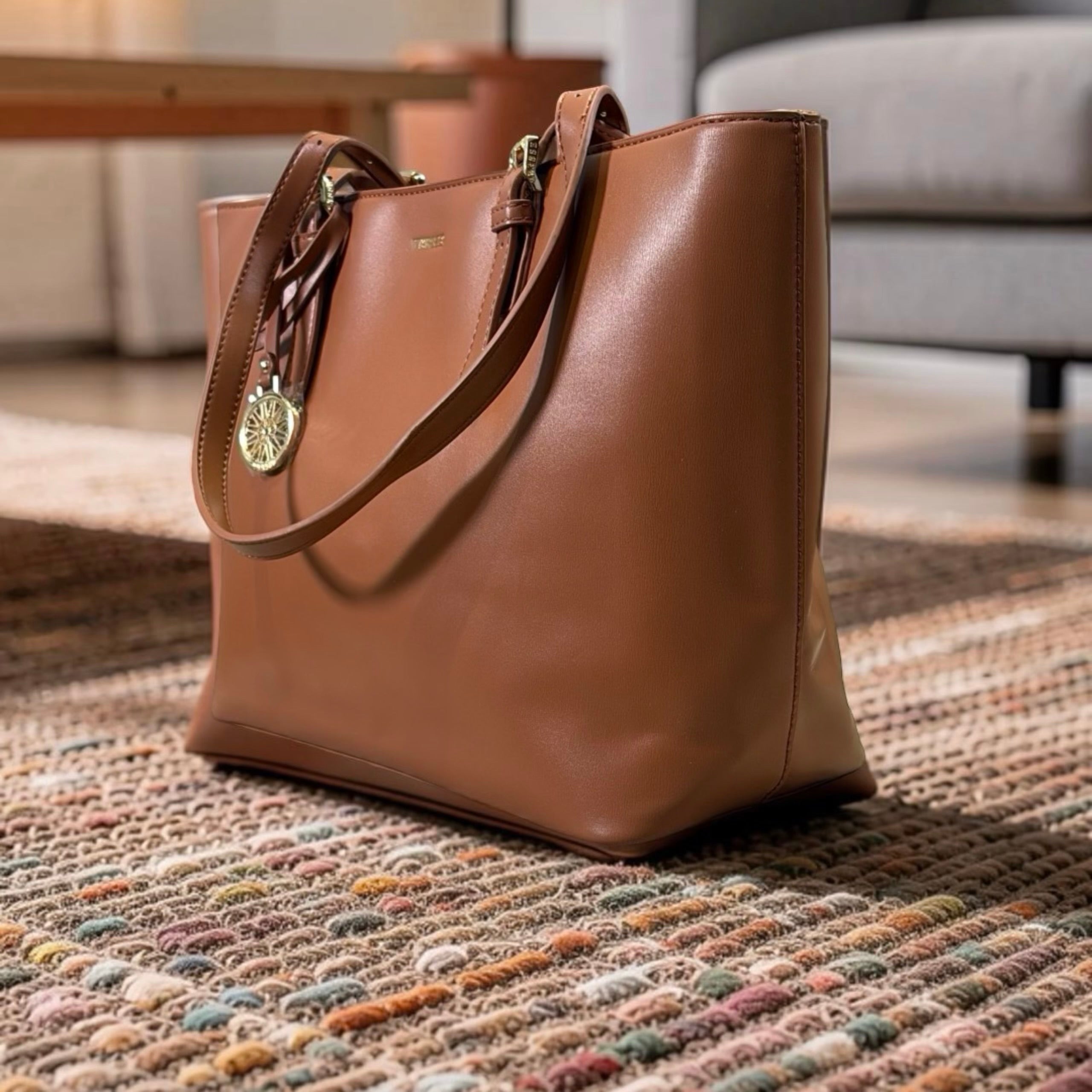 Versse Tote Bag in Brown