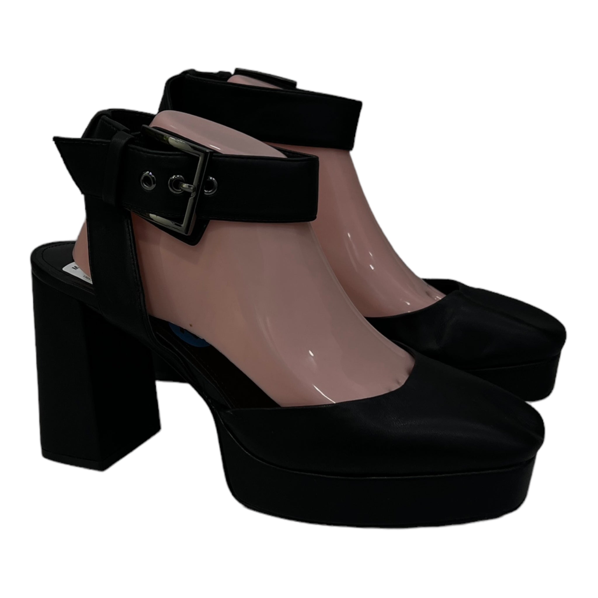 DKNY PLATFORM BLOCK HEEL PUMP IN BLACK