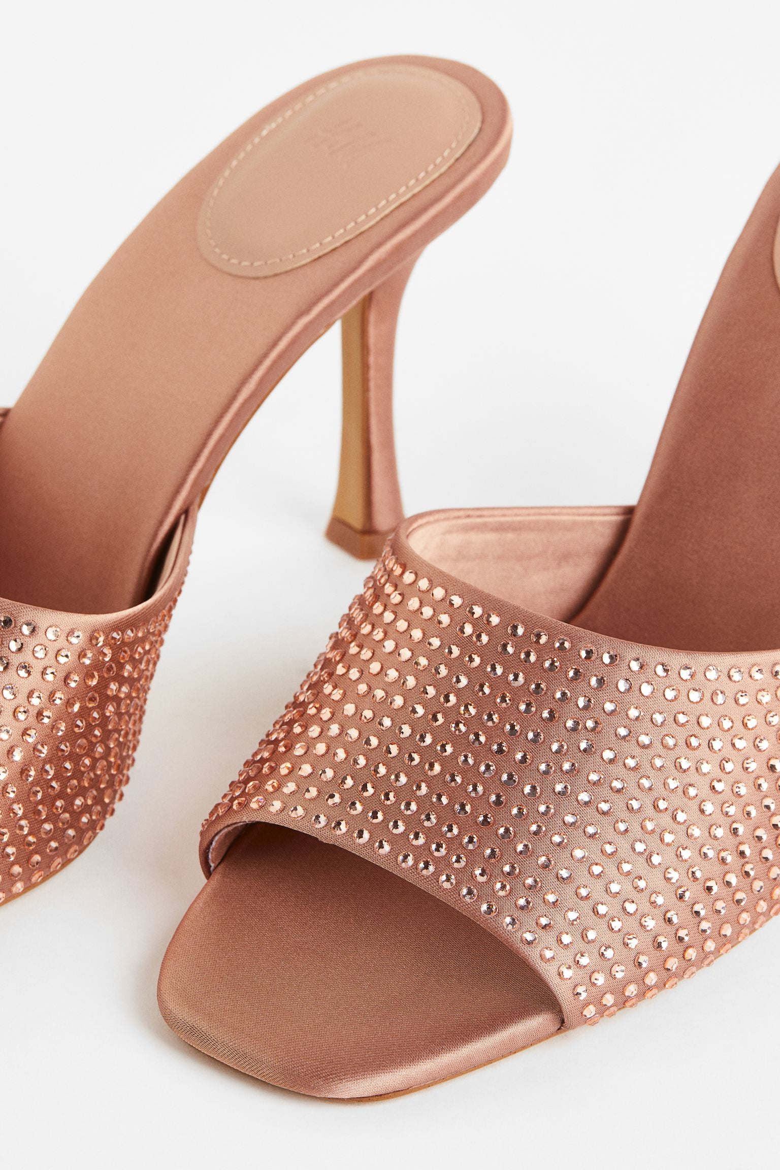 H & M BEIGE RHINESTONE EMBELLISHED MULE