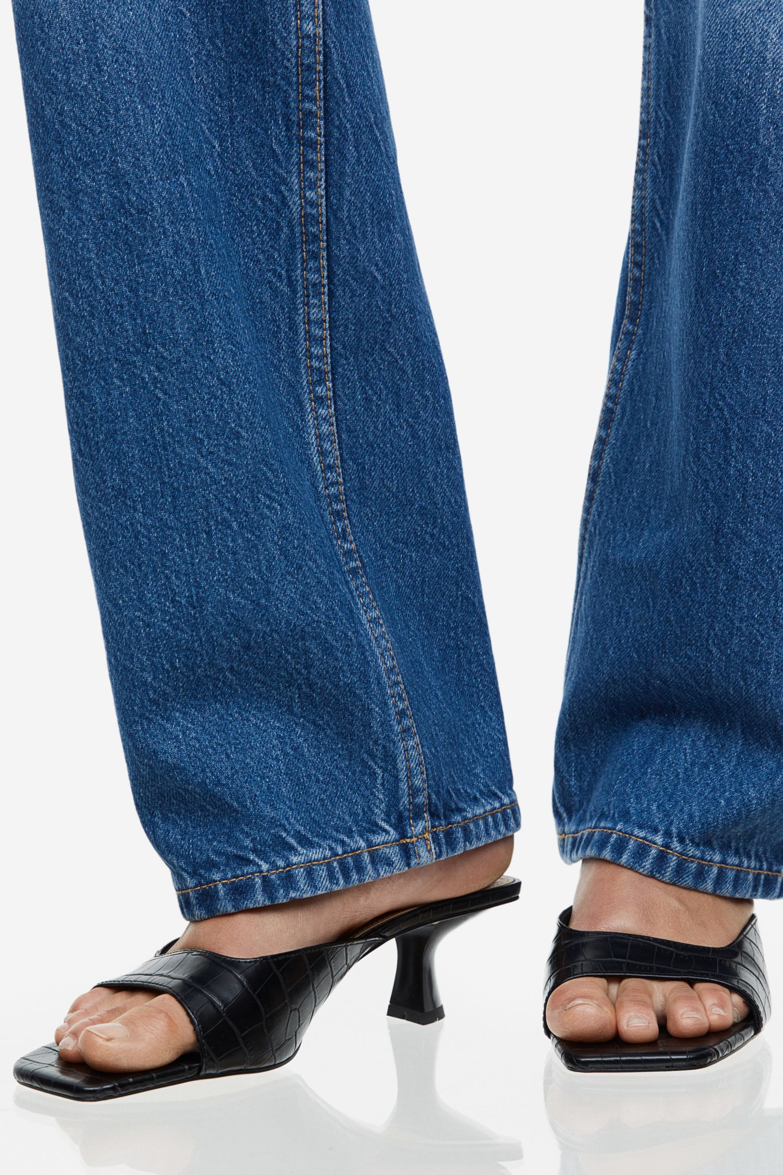 H & M BLACK FAUX CROC LEATHER LOW HEEL MULE