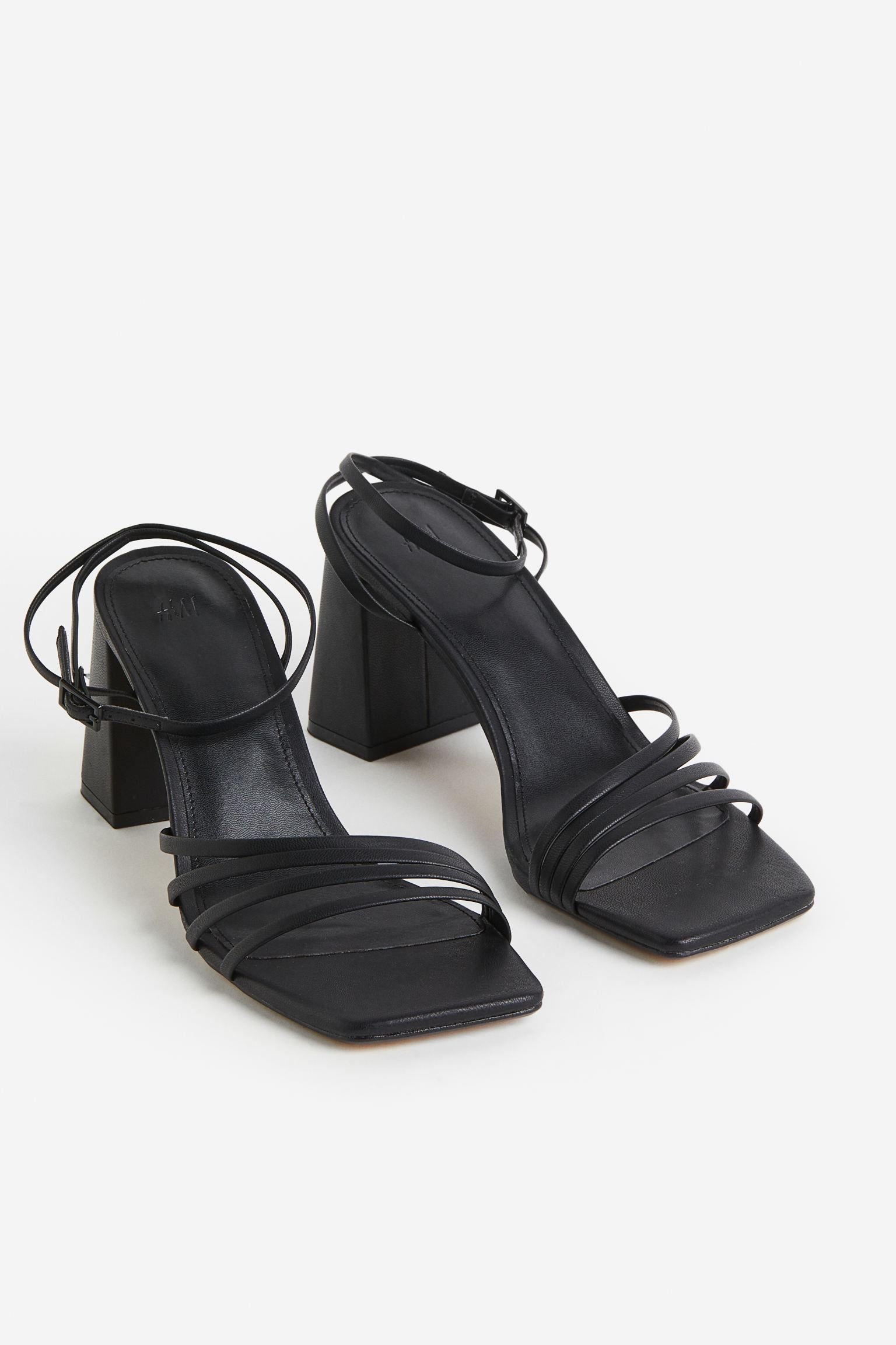 H & M BLACK LEATHER STRAPPY BLOCK HEEL SANDAL