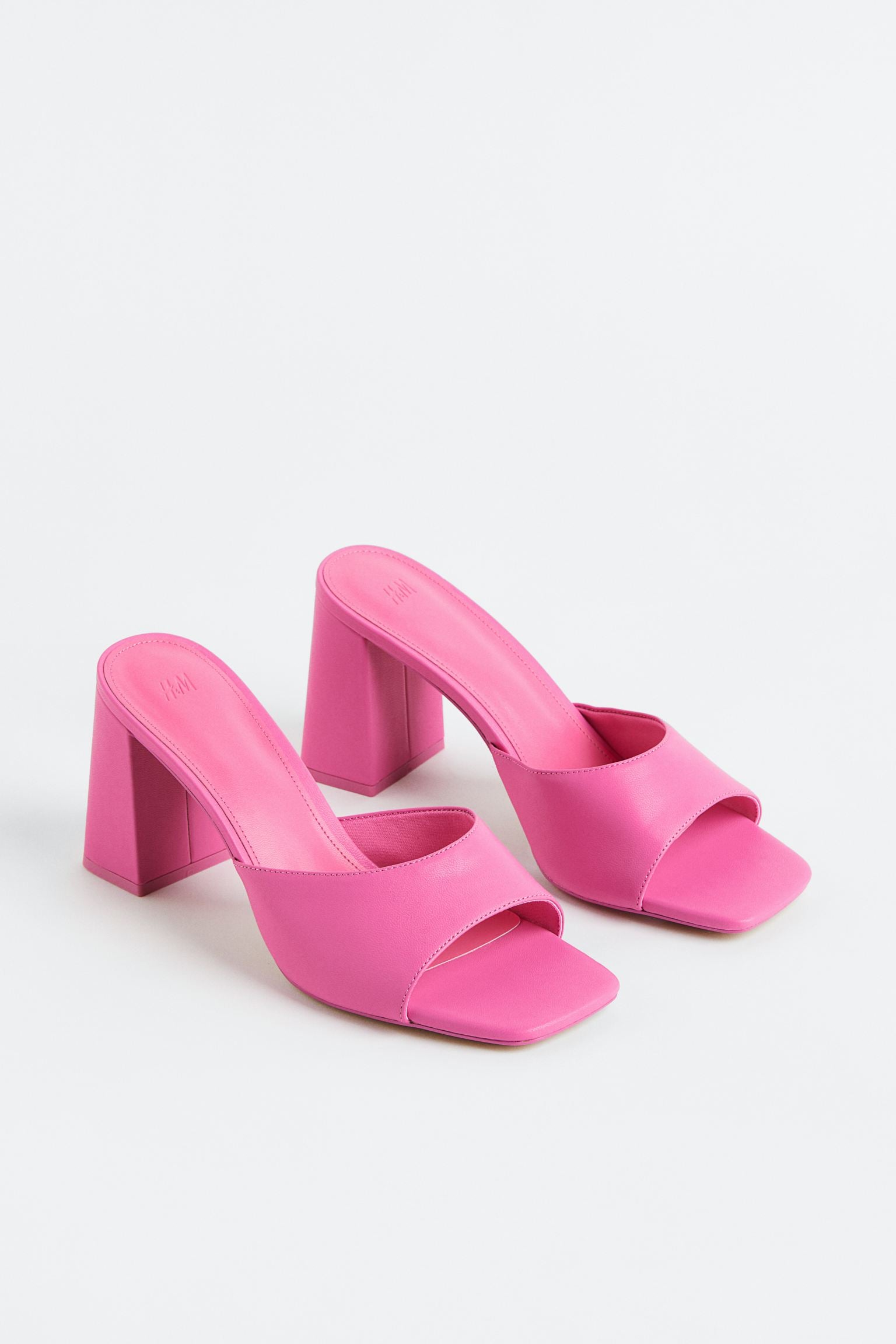 H & M PINK LEATHER BLOCK HEEL MULE