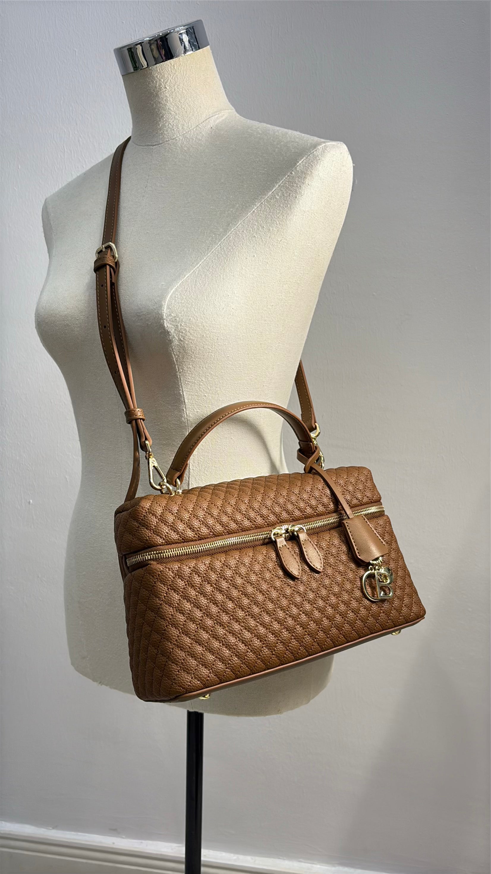 Chrisbella Top Handle textured leather Bag in Brown