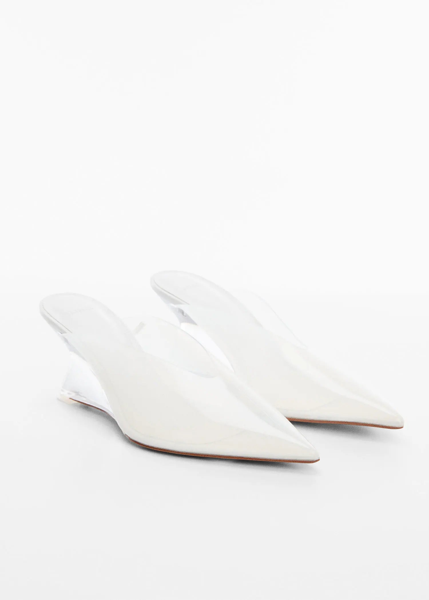 MANGO WHITE VINYL METHACRYLATE MULE