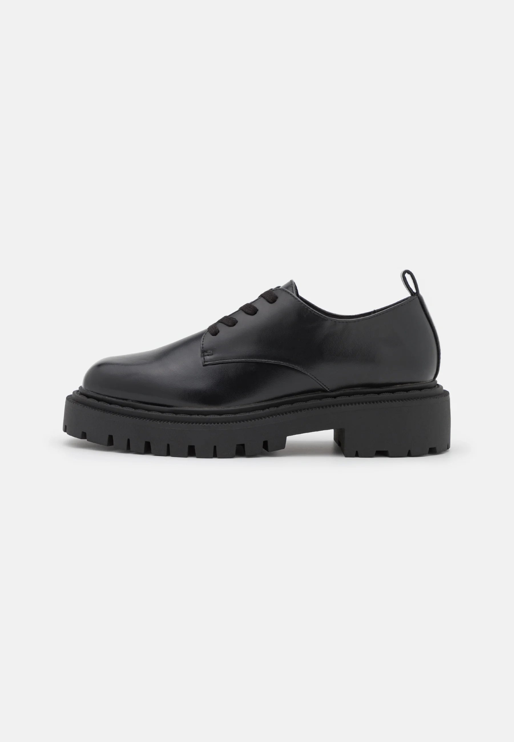 MONKI PULL-TAB LACE-UP SHOES IN BLACK