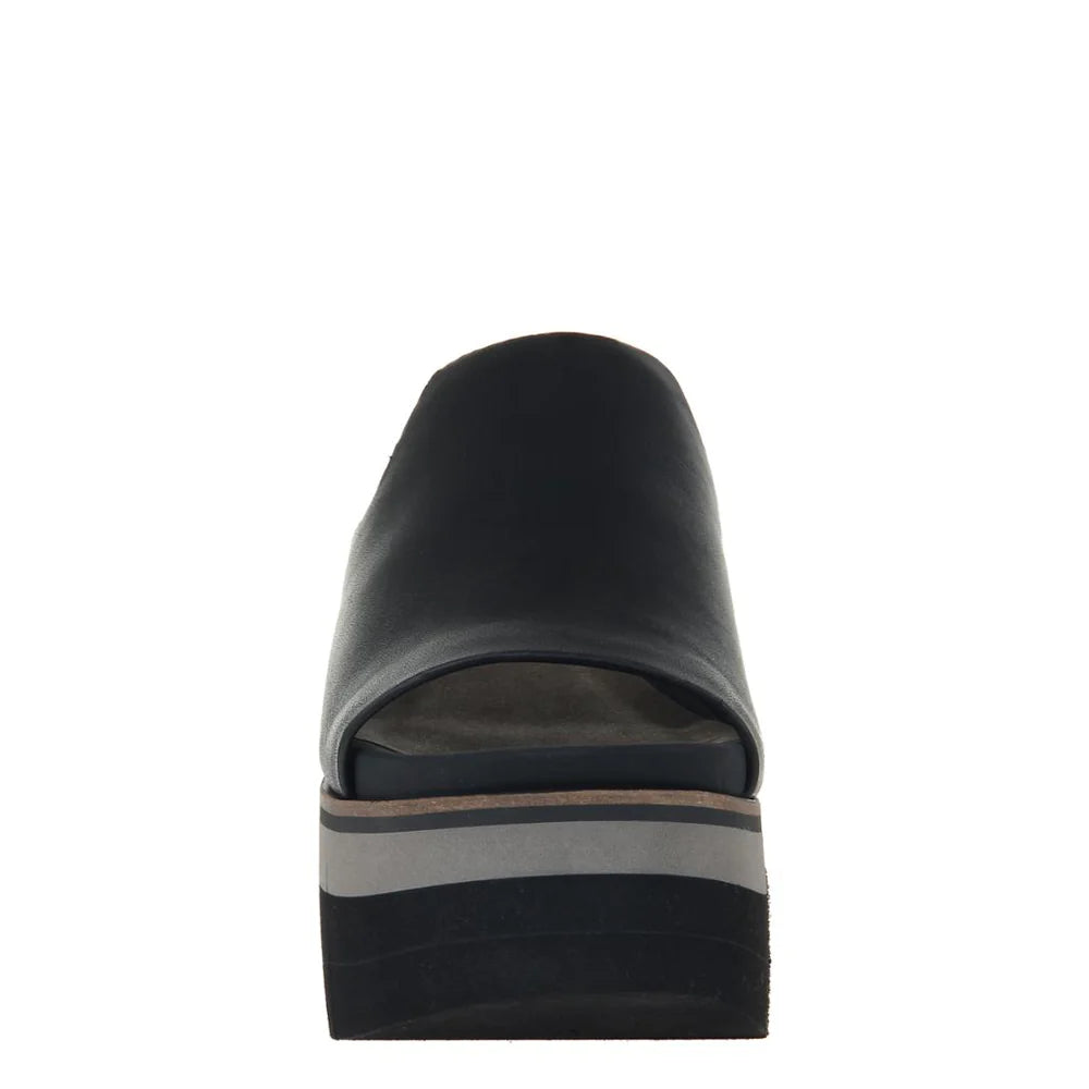 NAKEDFEET BLACK LEATHER FLATFORMS