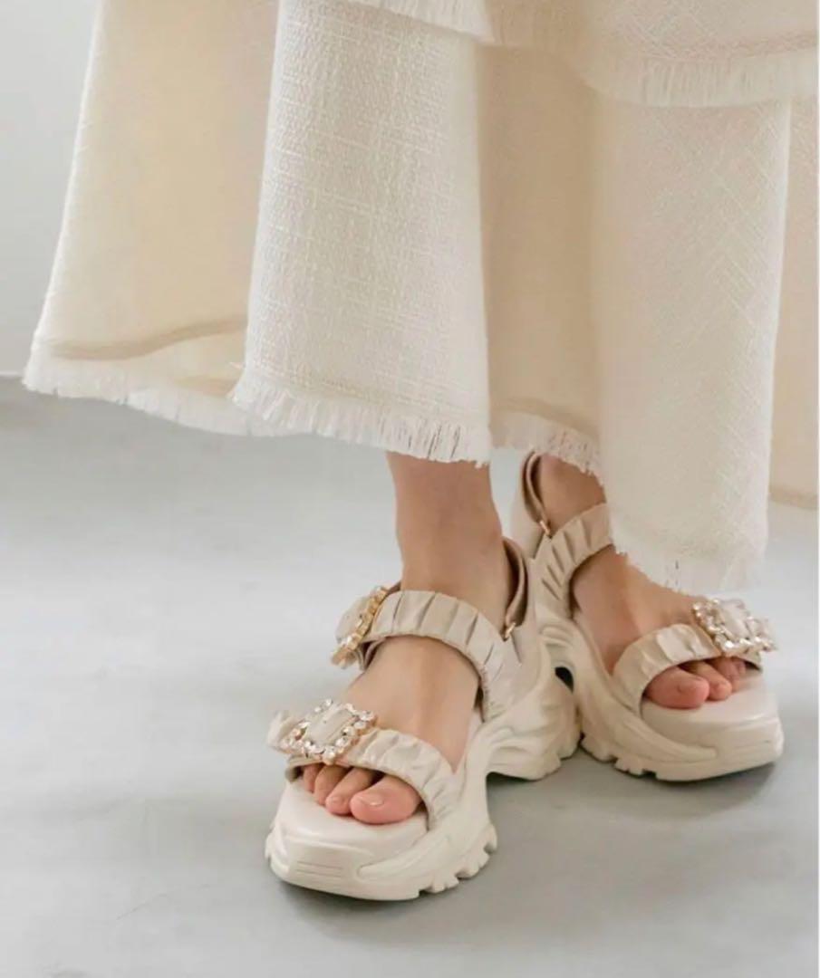 RANDA EMBELLISHED BUCKLE RUCHED SANDAL IN CREAM