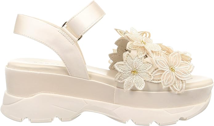 RANDA LACE DETAIL VELCRO SANDAL IN CREAM