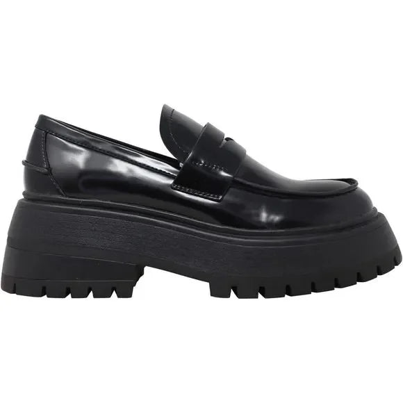 STEVE MADDEN BLACK CHUNKY LOAFERS