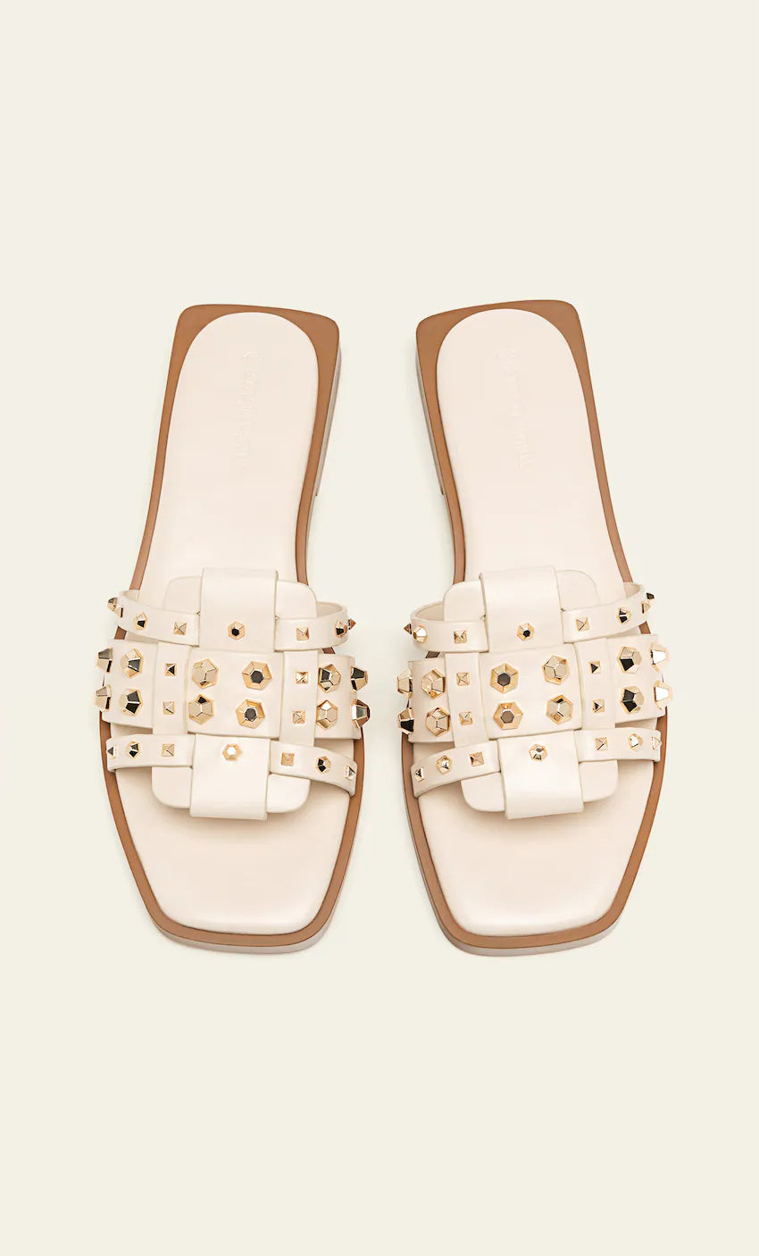 STRADIVARIUS ECRU GOLD-STUDDED SLIDE