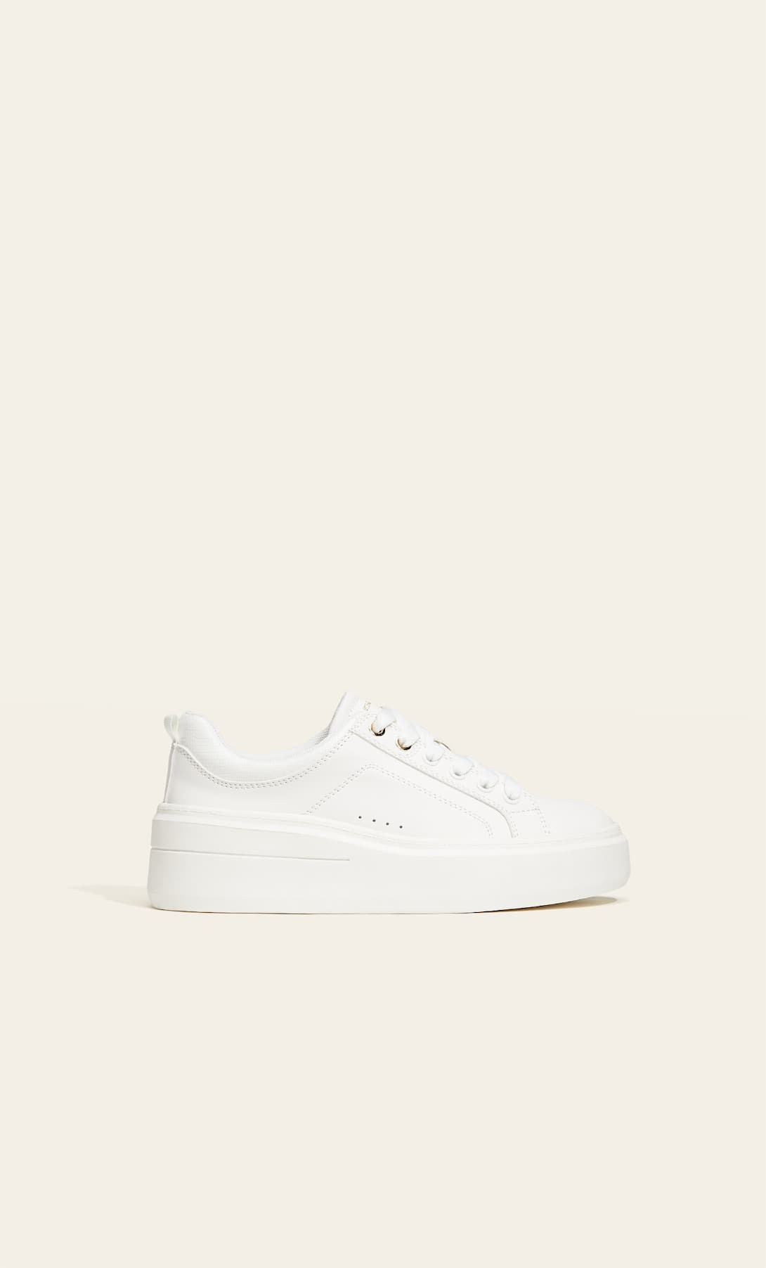 STRADIVARIUS WHITE CASUAL WEDGE SNEAKERS