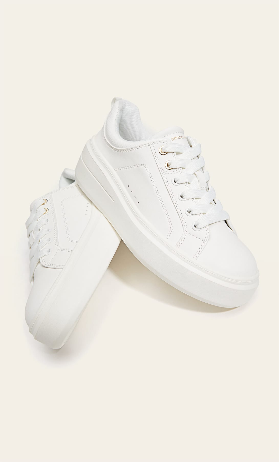 STRADIVARIUS WHITE CASUAL WEDGE SNEAKERS