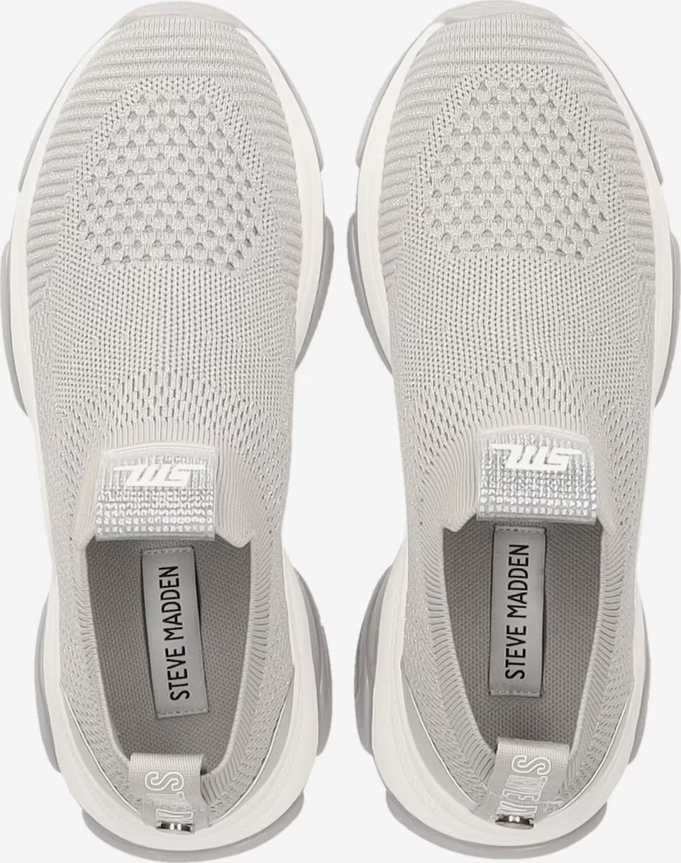 Steve Madden Elastic Beathable Slip-Ons in Grey