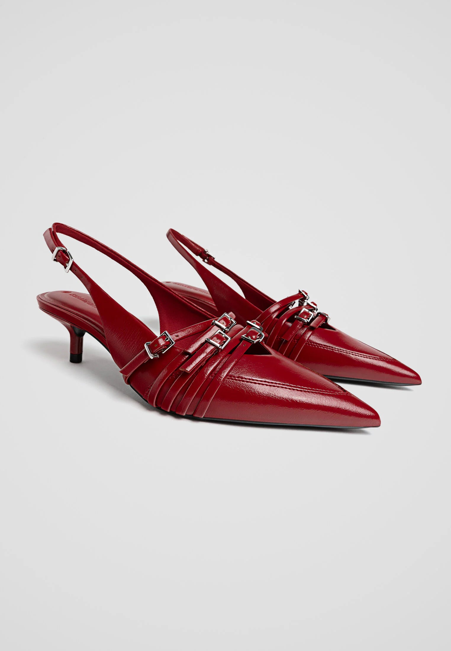 Stradivarius Pointed Toe Buckle Detail Pump in Wine