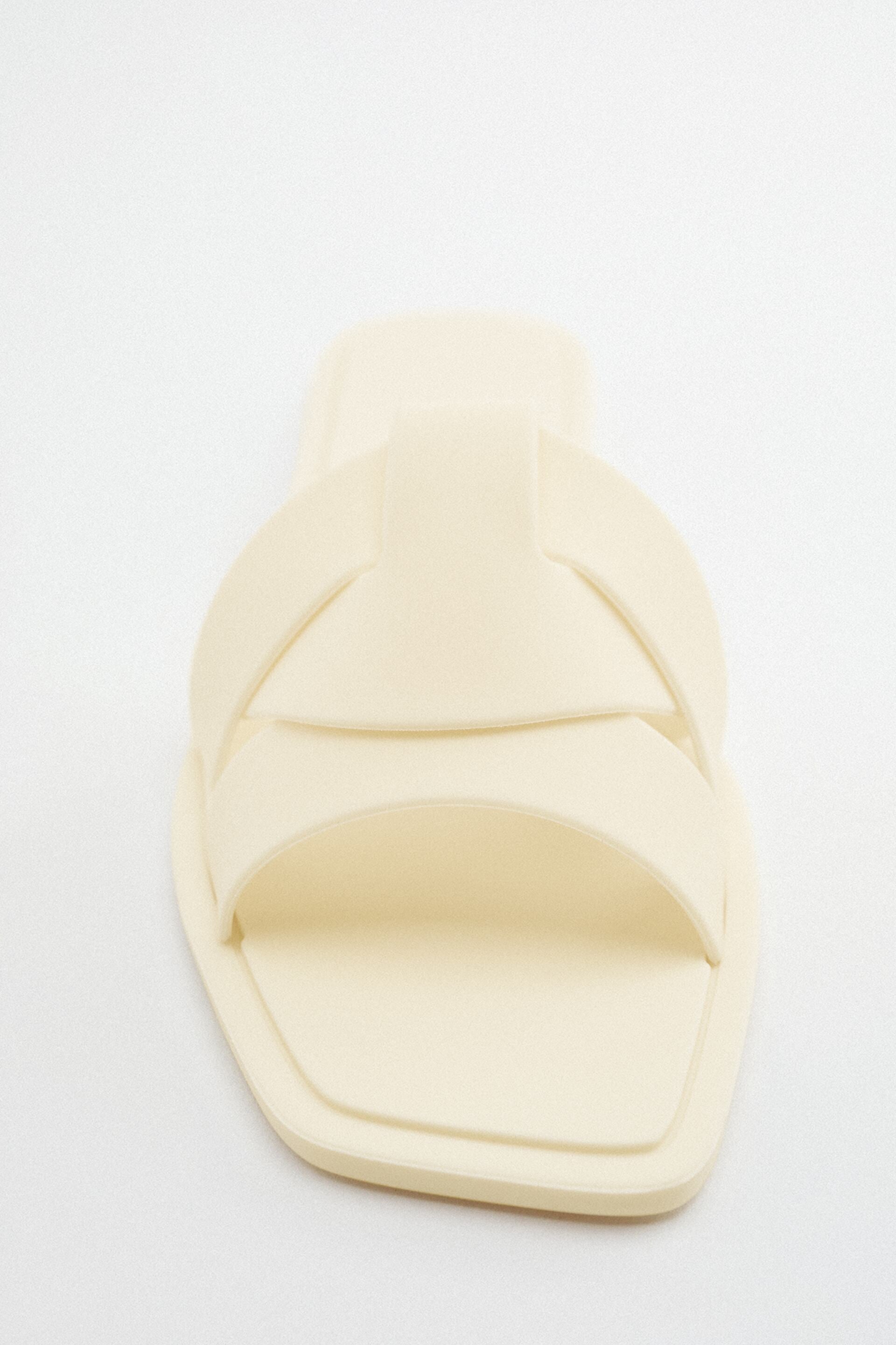 ZARA CREAM JELLY SLIDE SANDAL