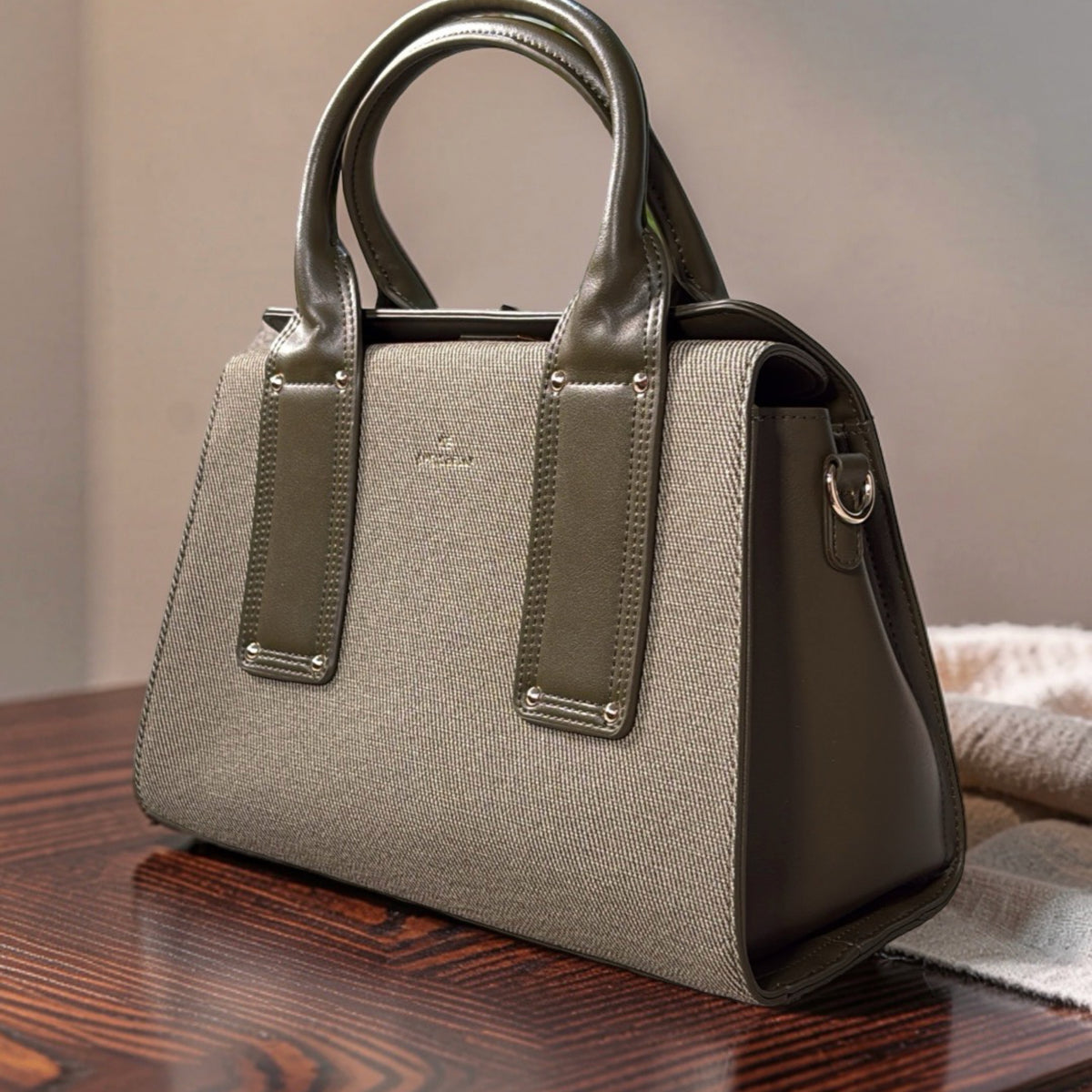 Chrisbella Textured Two-in-One Bag in Army Green