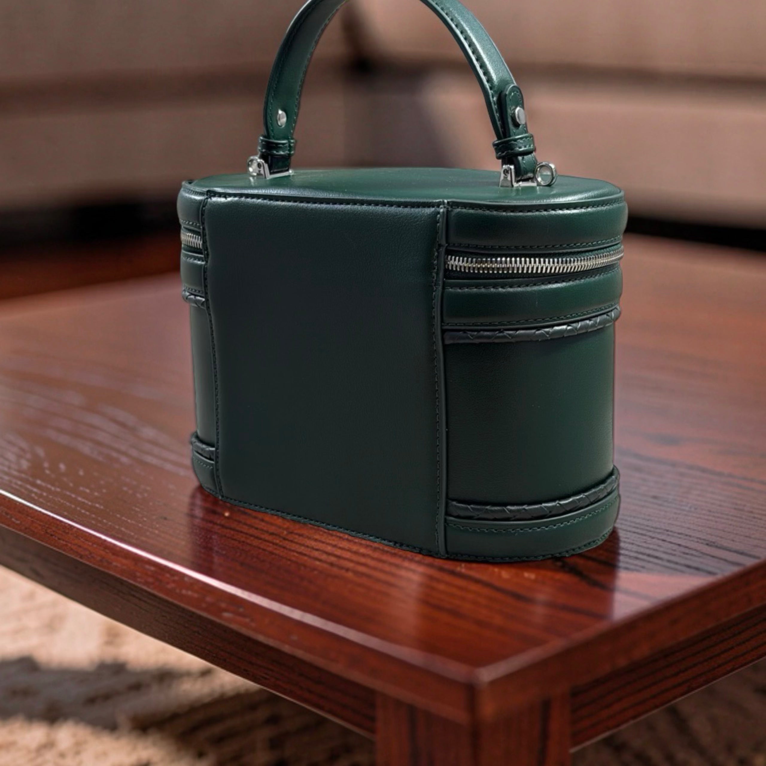 Chrisbella Top-Handle Bag with Tappings in Green